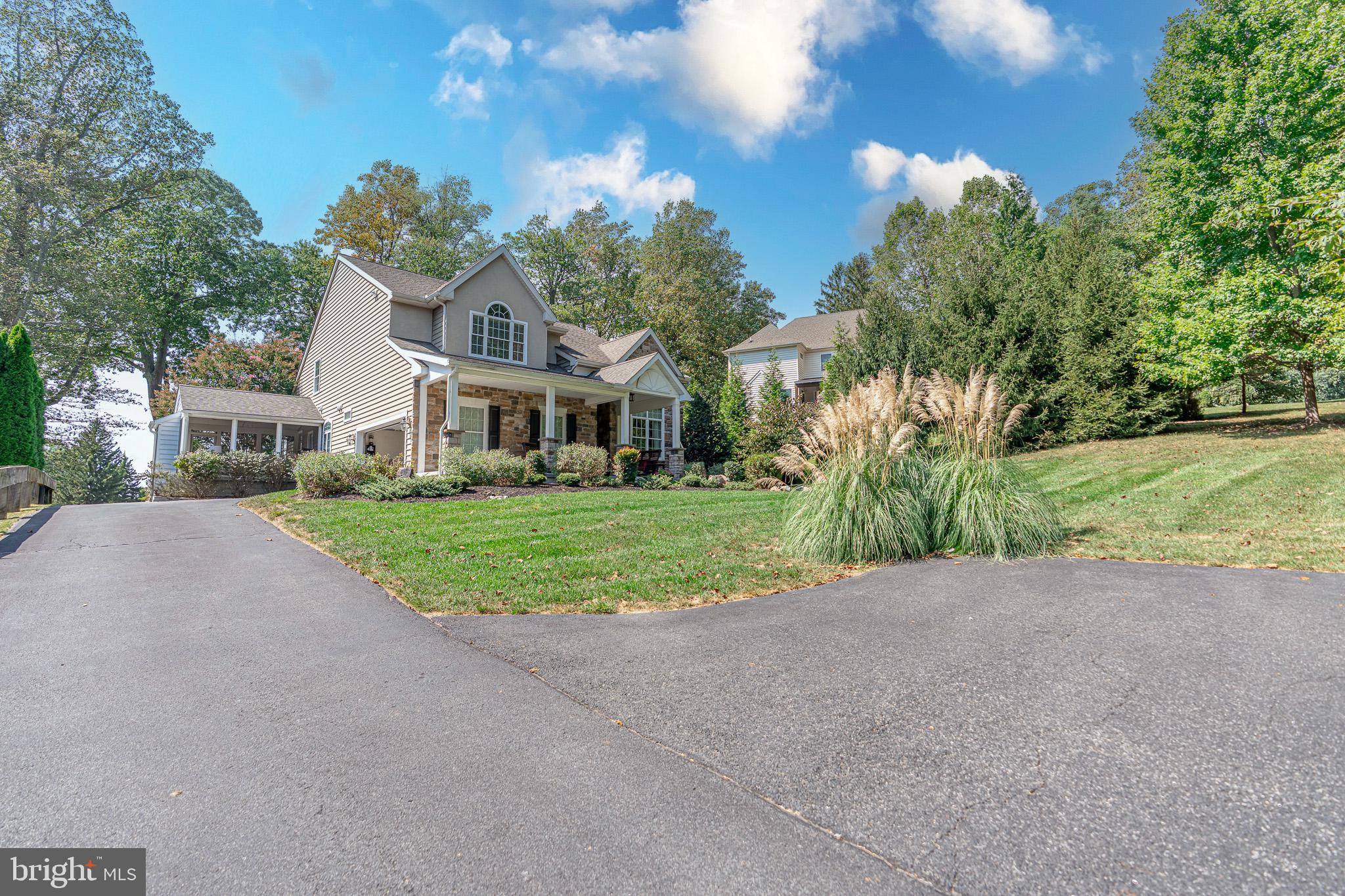 1219 STARMOUNT LANE