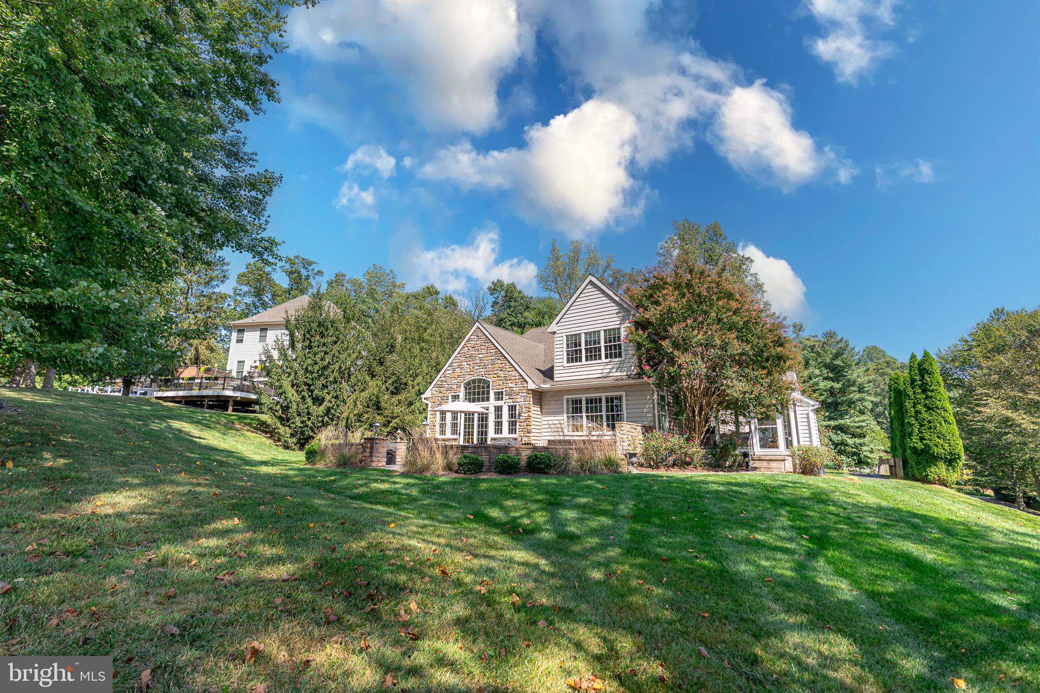 1219 STARMOUNT LANE