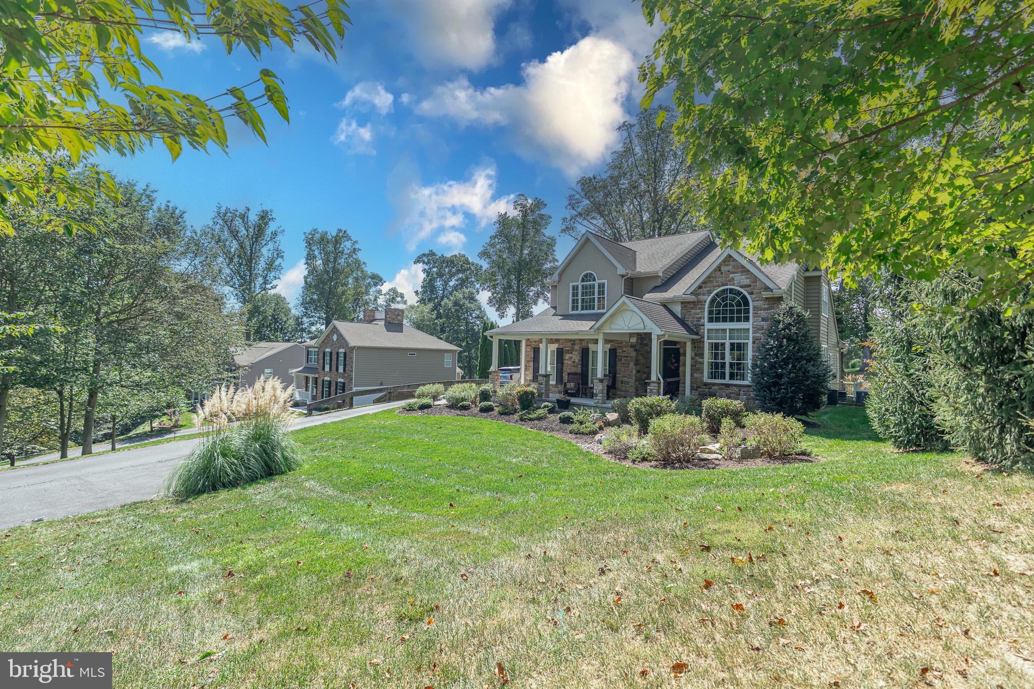 1219 STARMOUNT LANE