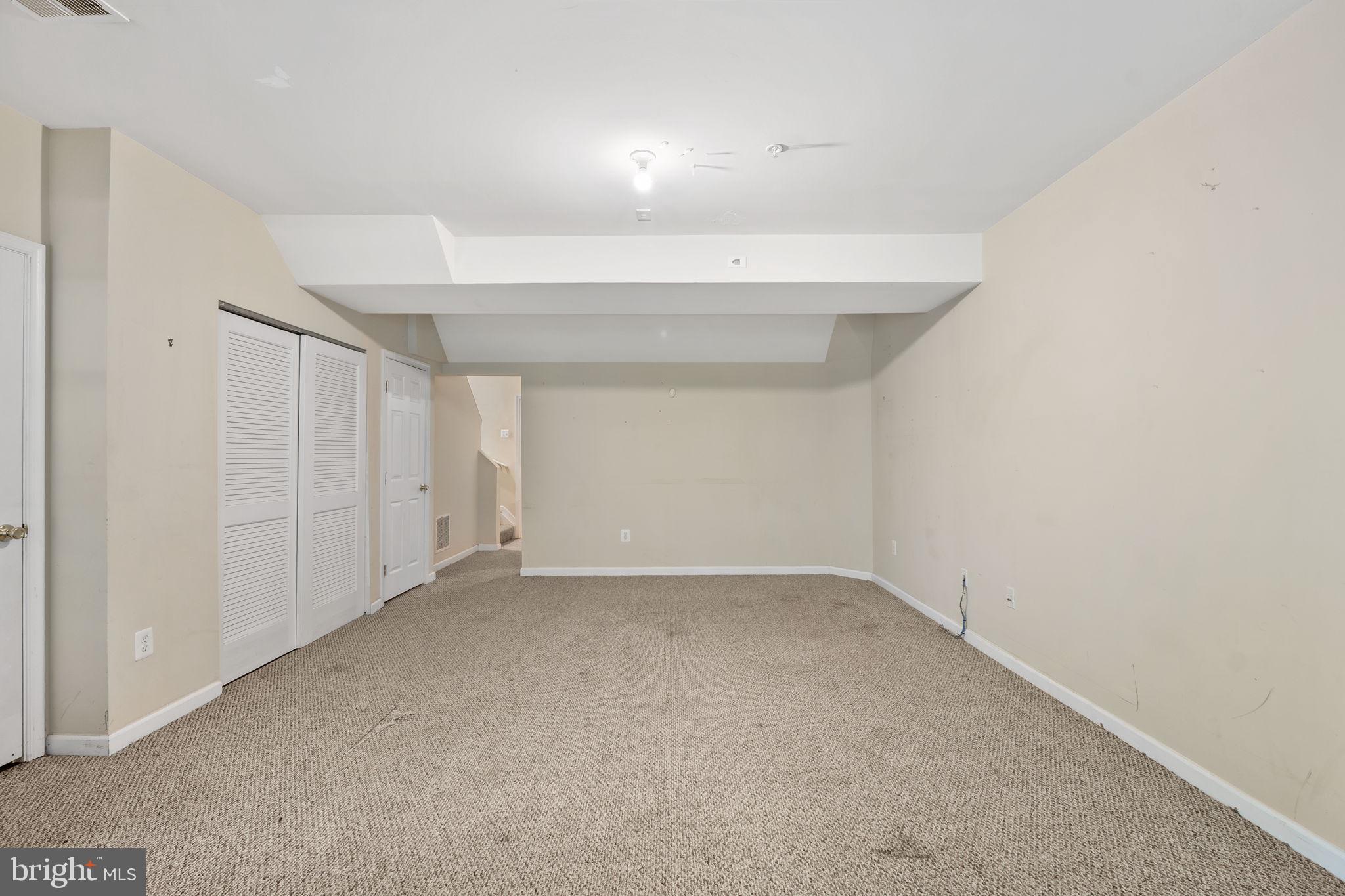 RUSSETT - Residential Lease