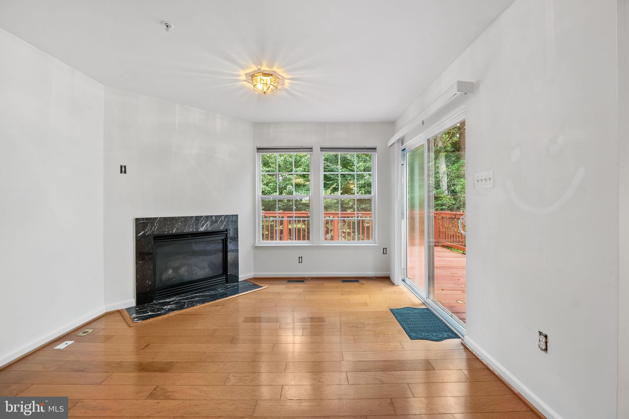 RUSSETT - Residential Lease