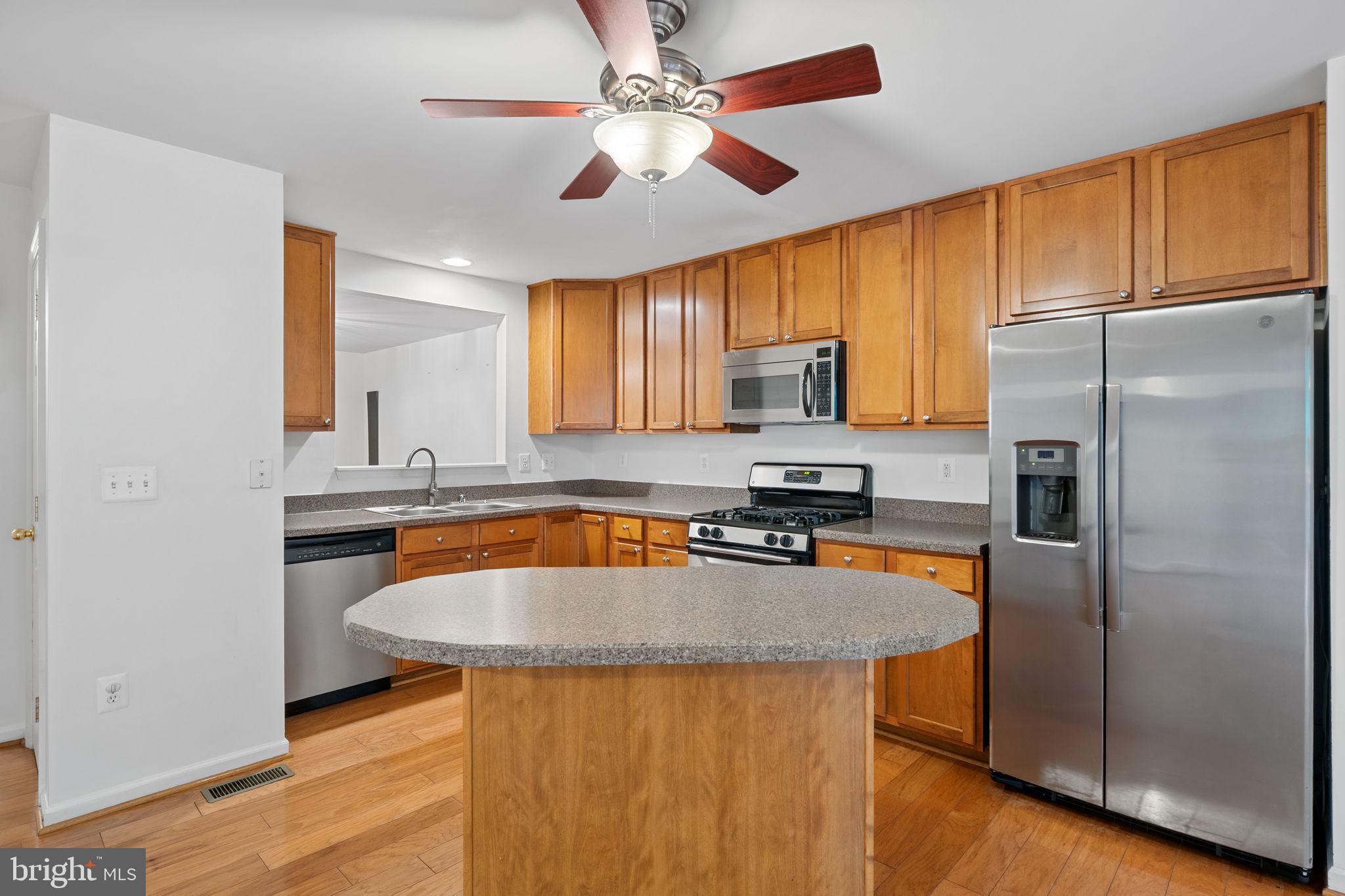 RUSSETT - Residential Lease