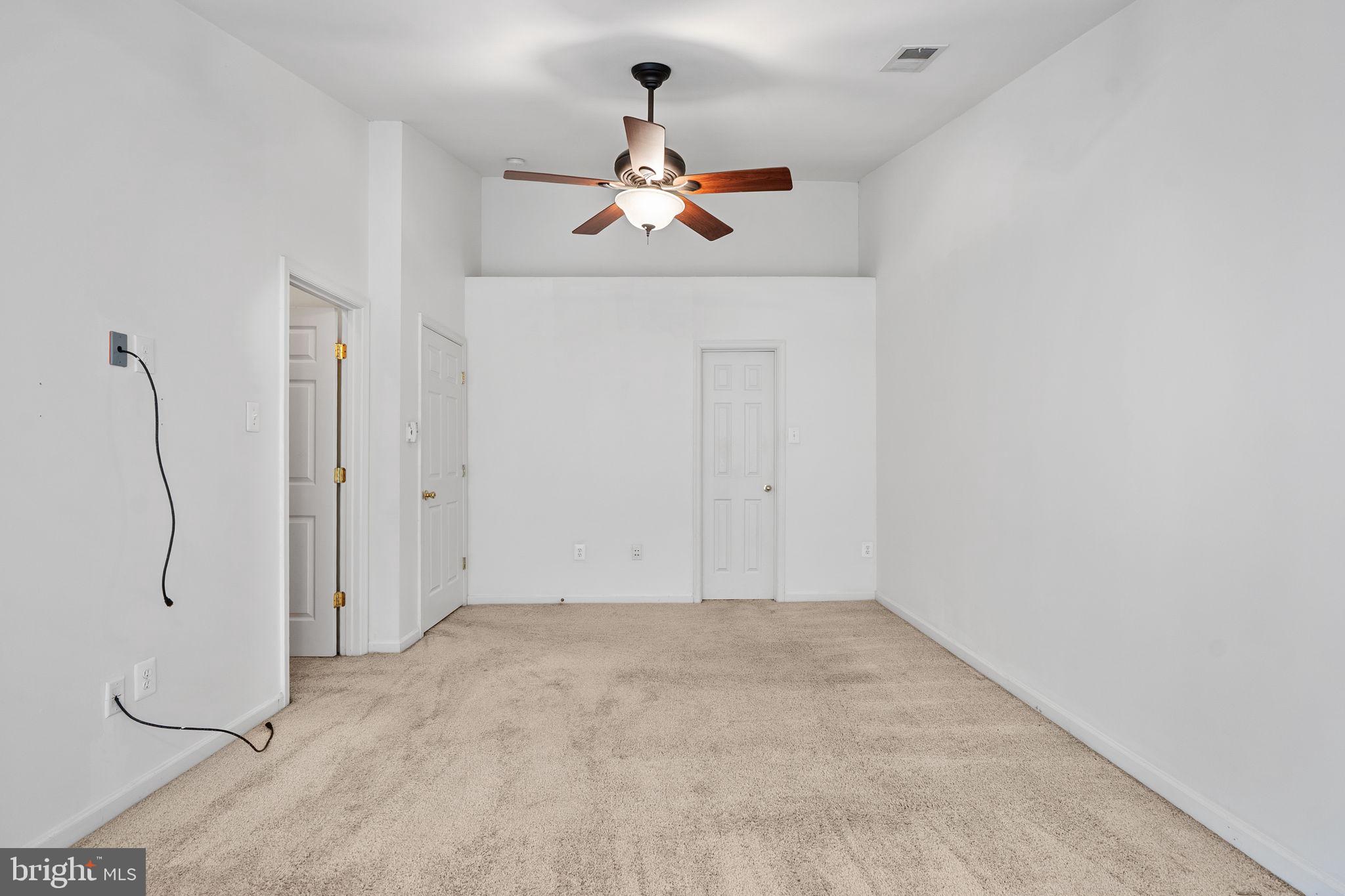 RUSSETT - Residential Lease