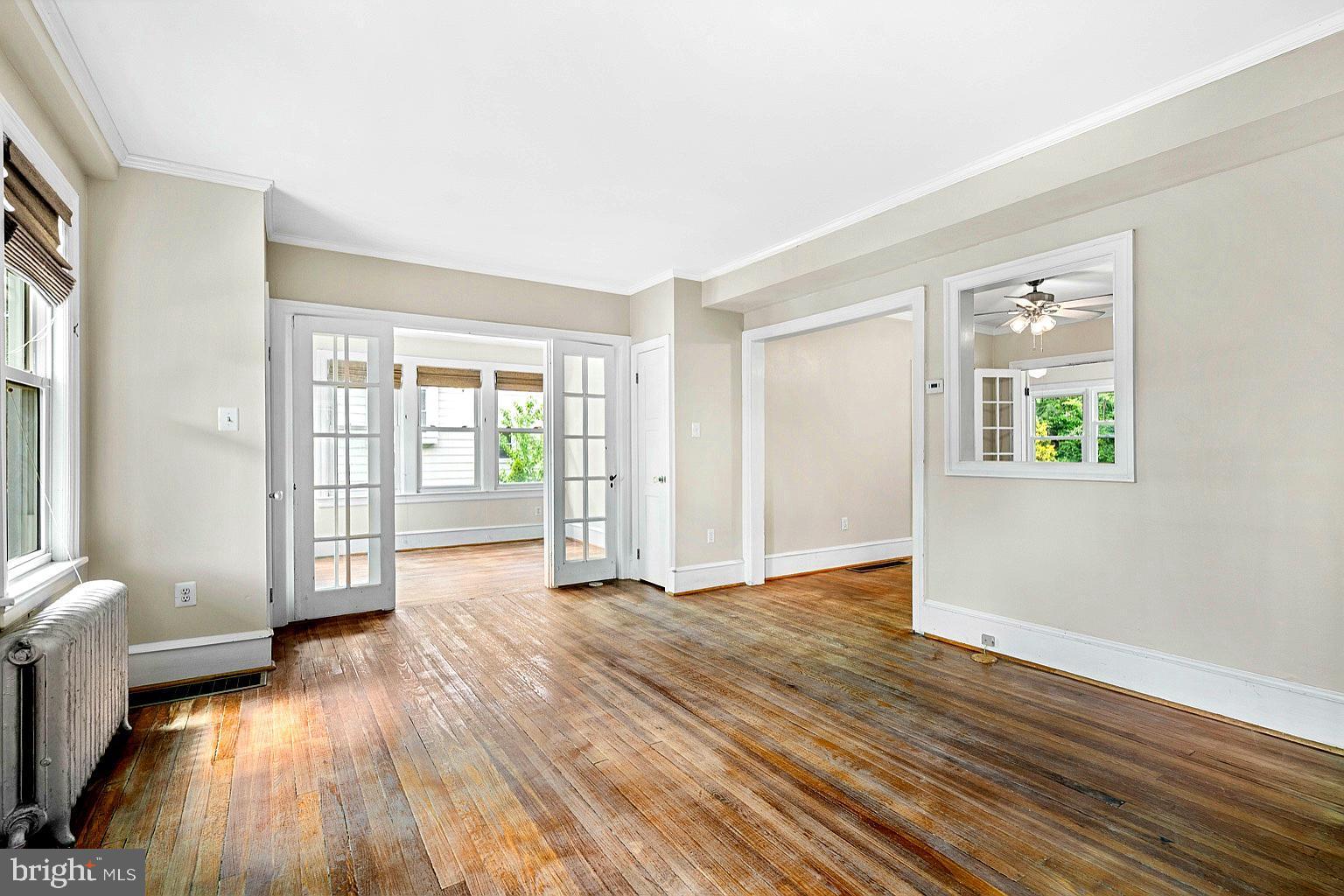 301 LAKEVIEW DRIVE