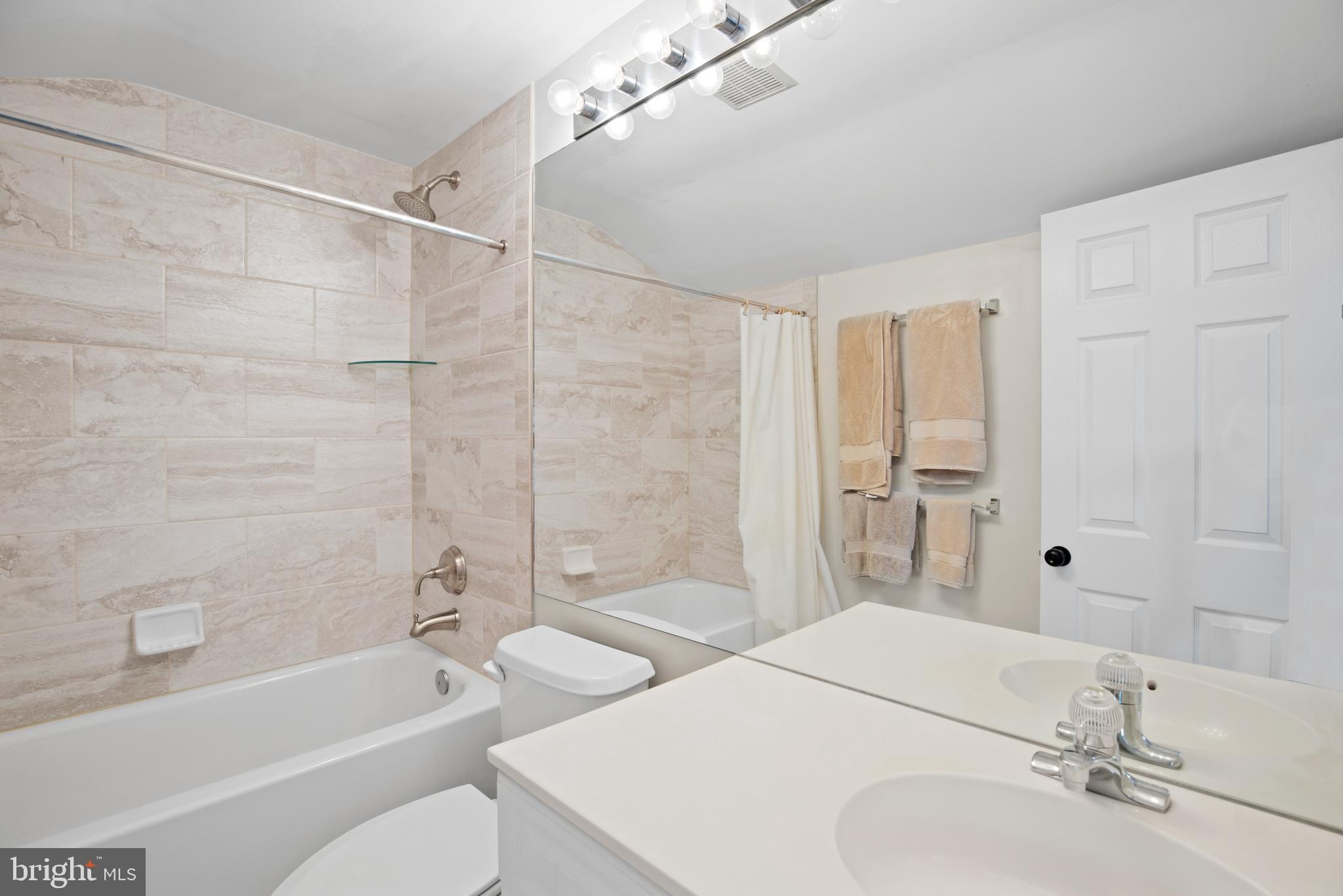 QUANTRELL MEWS - Residential