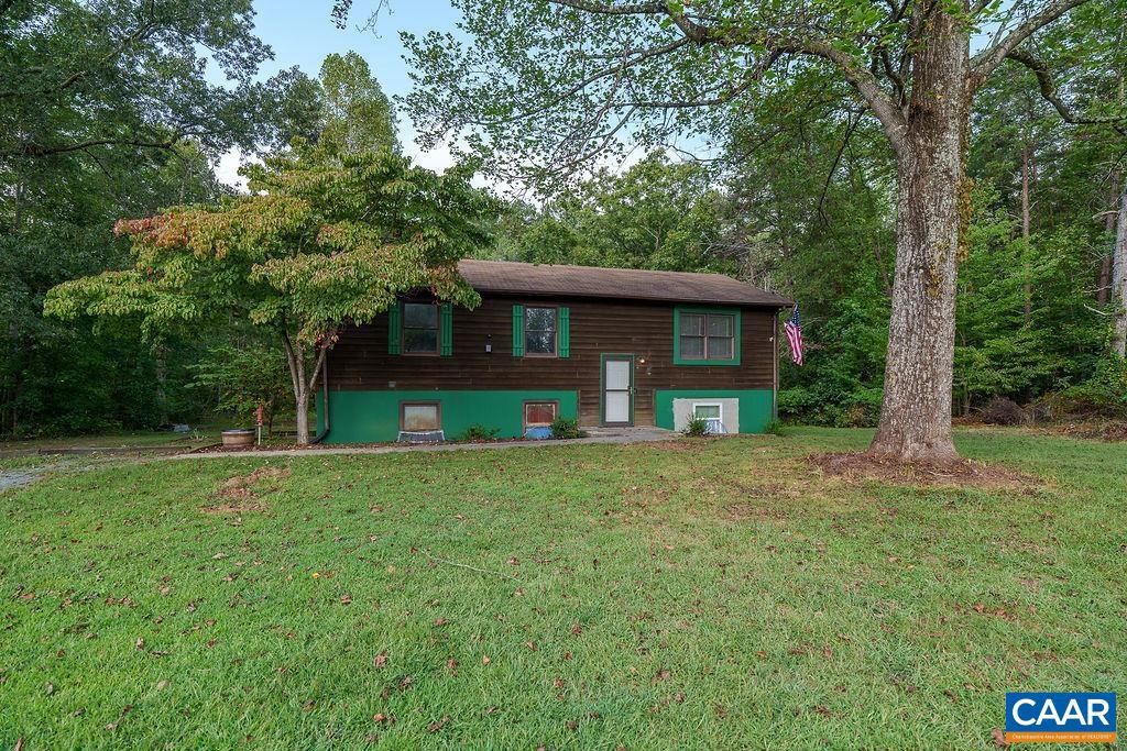 Photo of 1209 Hollands Rd, PALMYRA, VA 22968 (MLS # 669353)