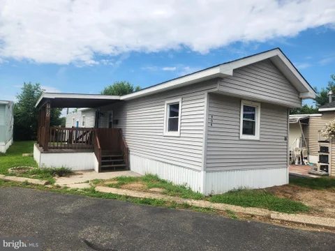 MLS: NJCD2126040