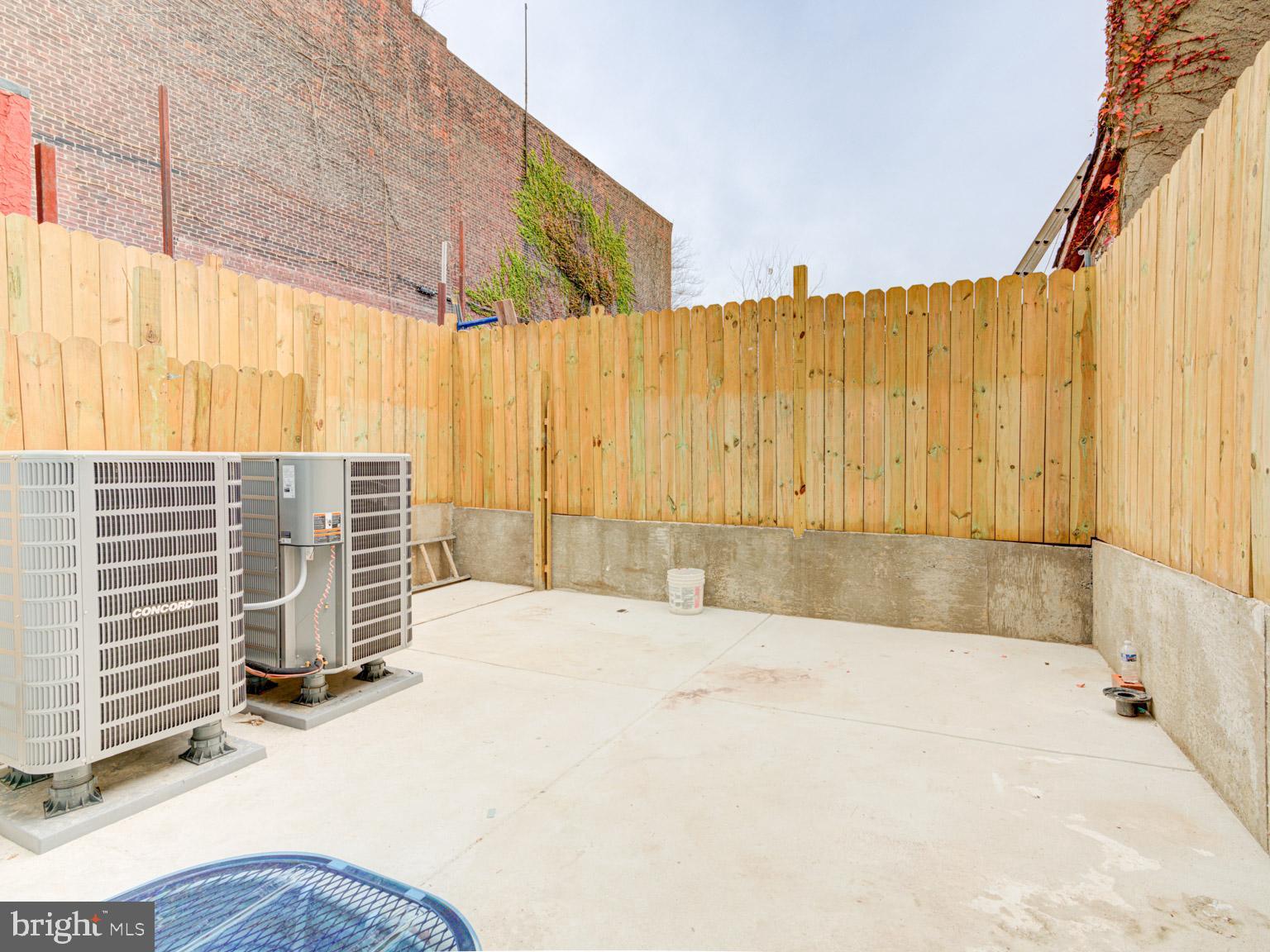 FISHTOWN - Residential Lease