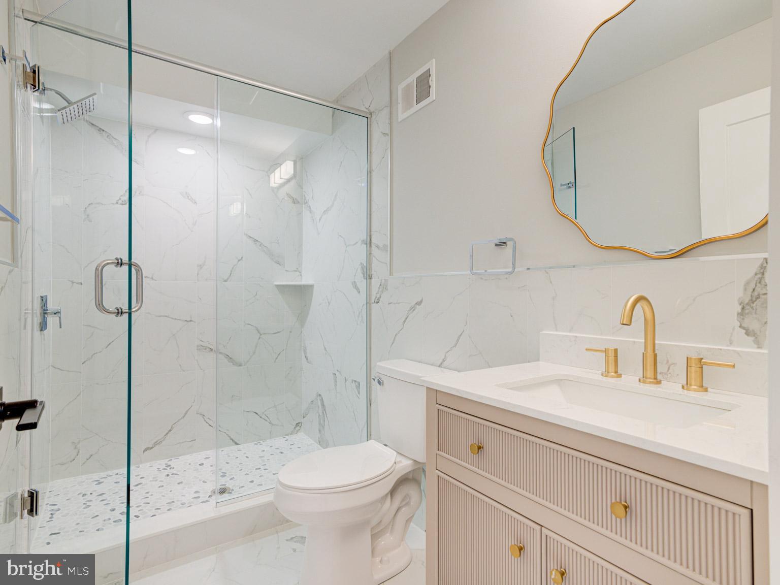 FISHTOWN - Residential Lease