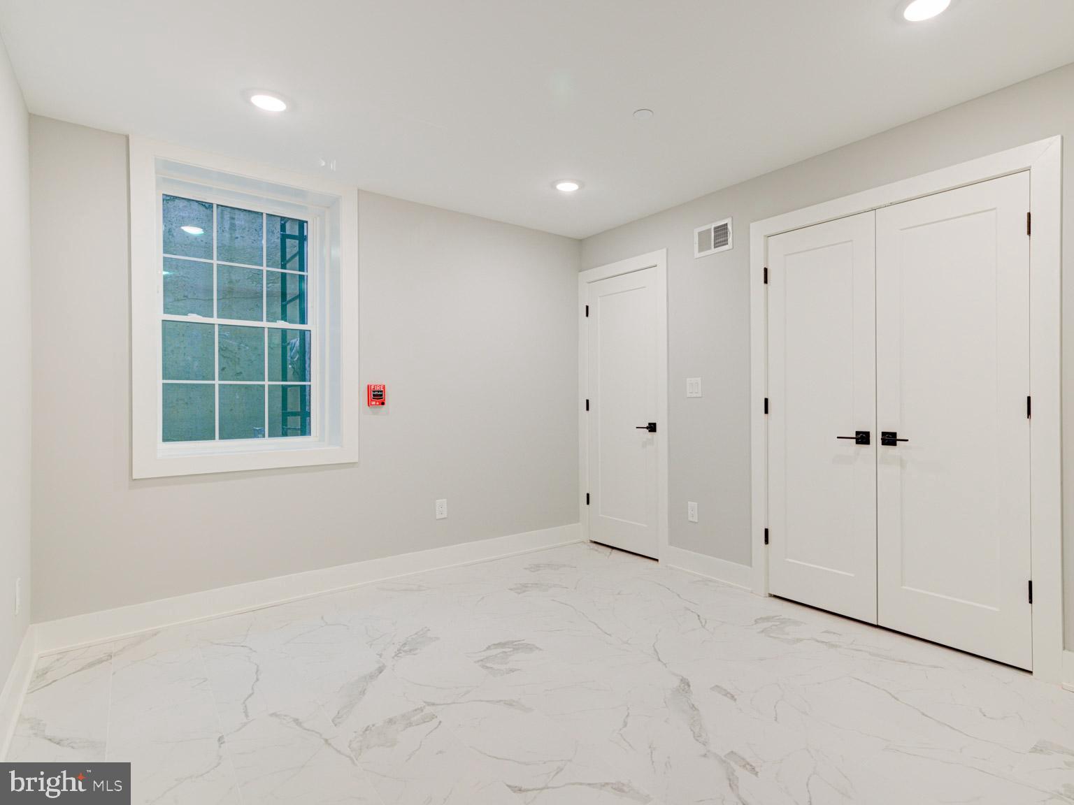 FISHTOWN - Residential Lease