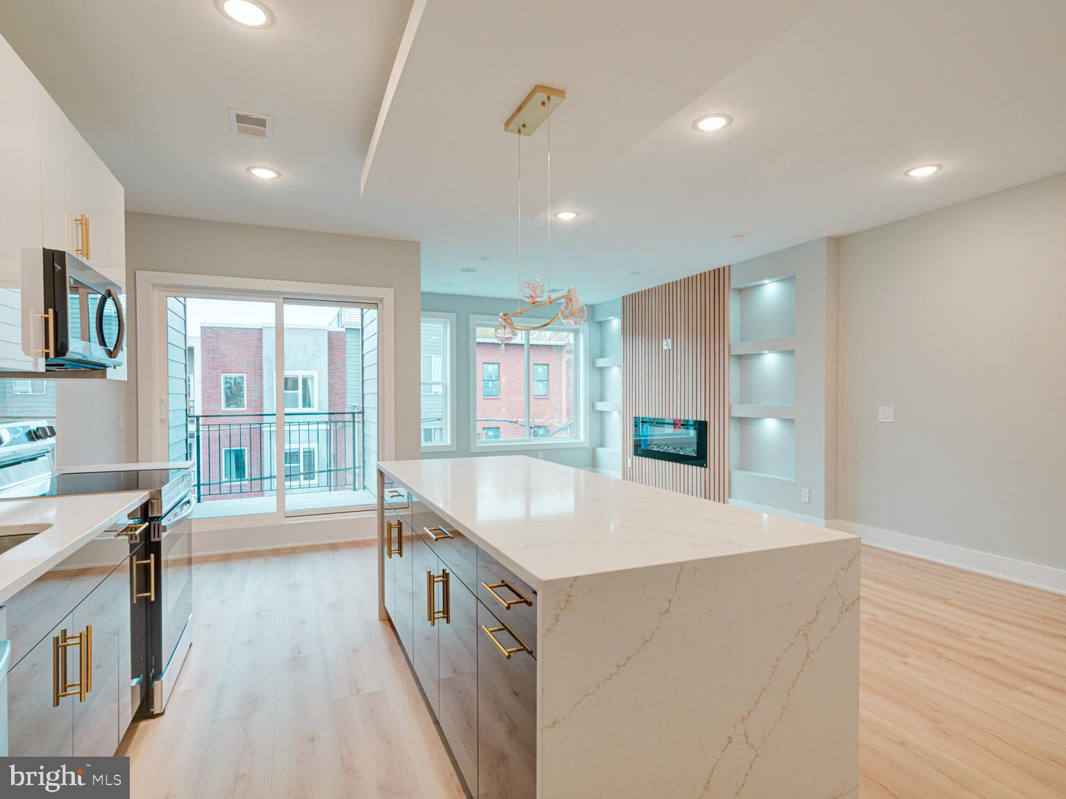 FISHTOWN - Residential Lease