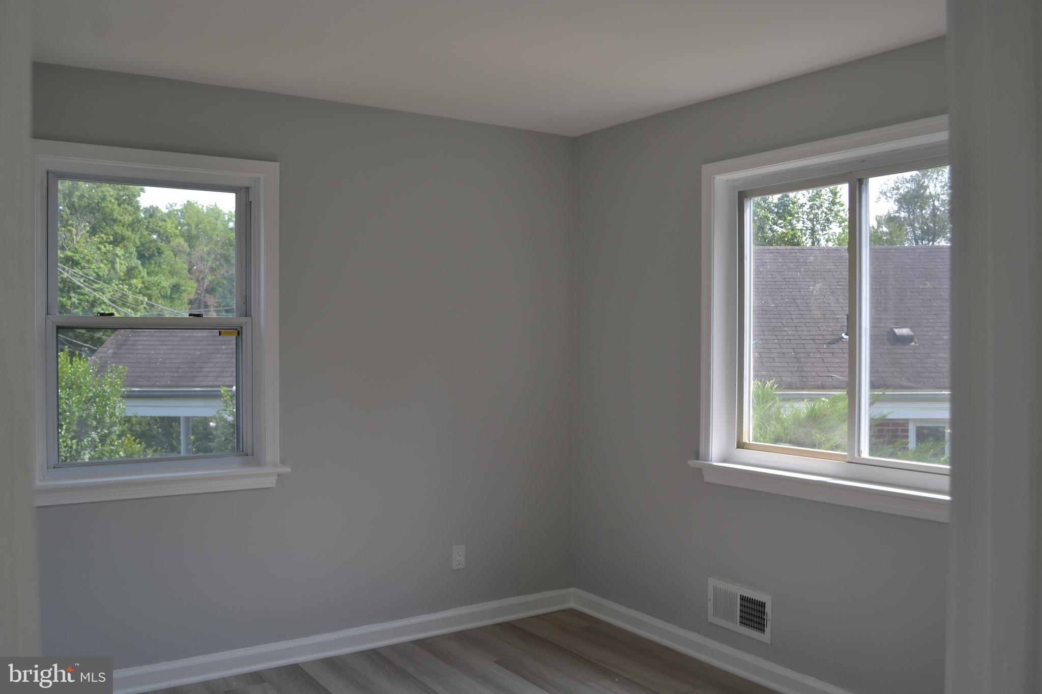 ROCK CREEK FOREST - Residential Lease