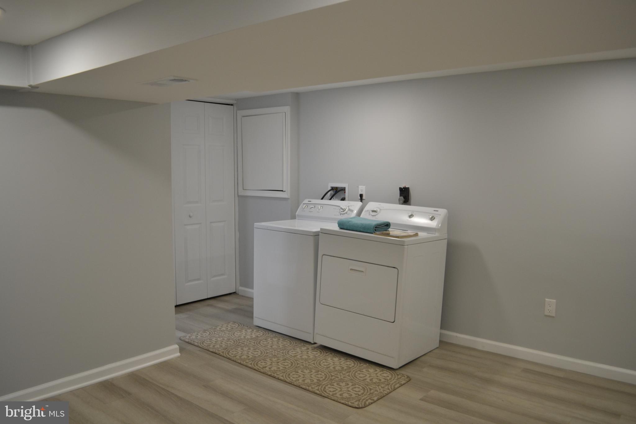 ROCK CREEK FOREST - Residential Lease