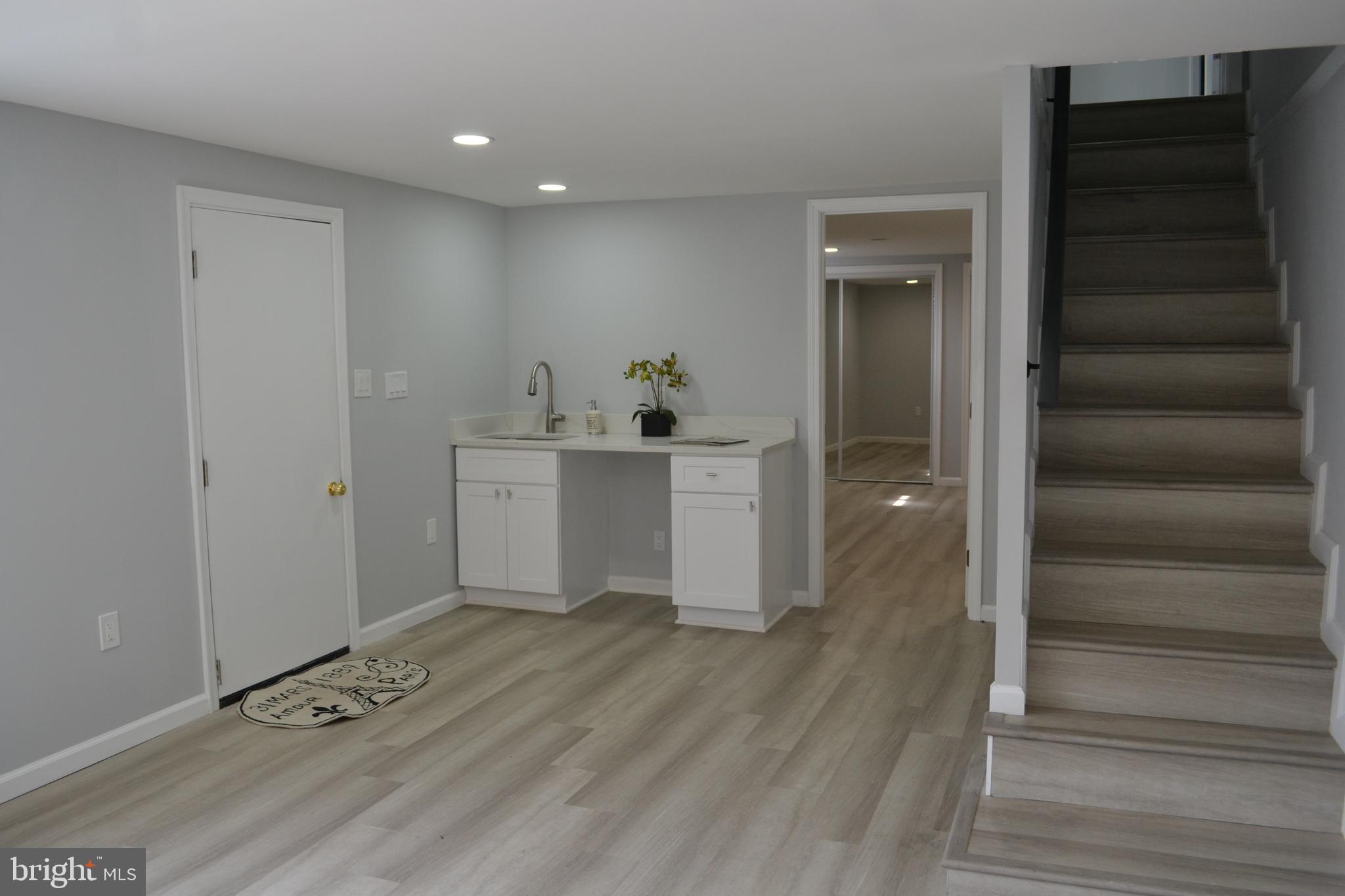 ROCK CREEK FOREST - Residential Lease