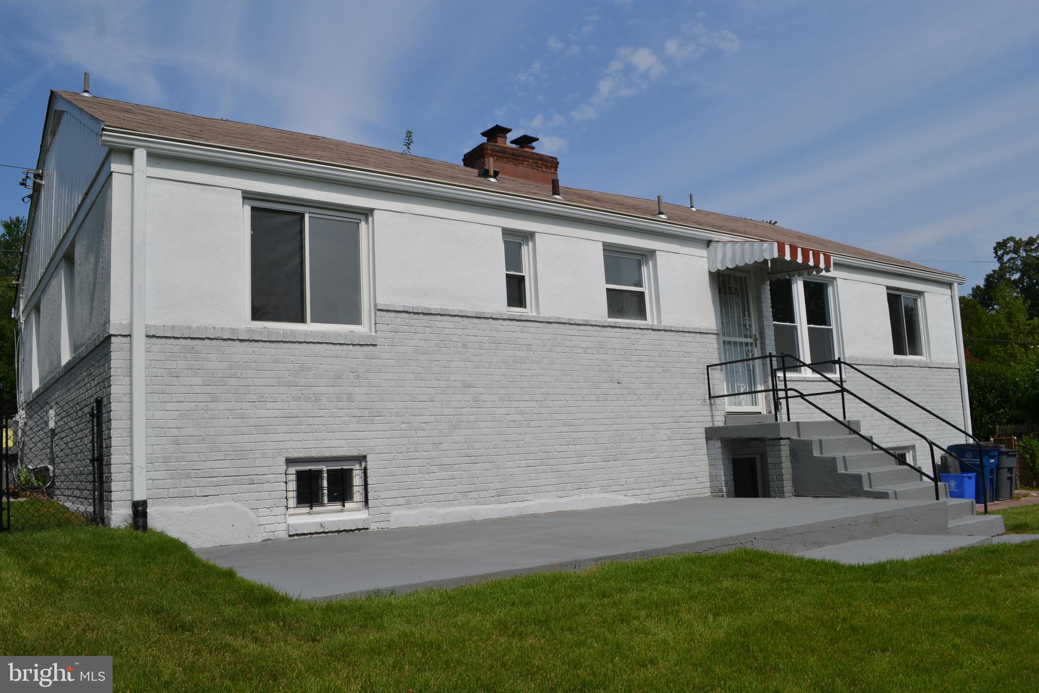 ROCK CREEK FOREST - Residential Lease