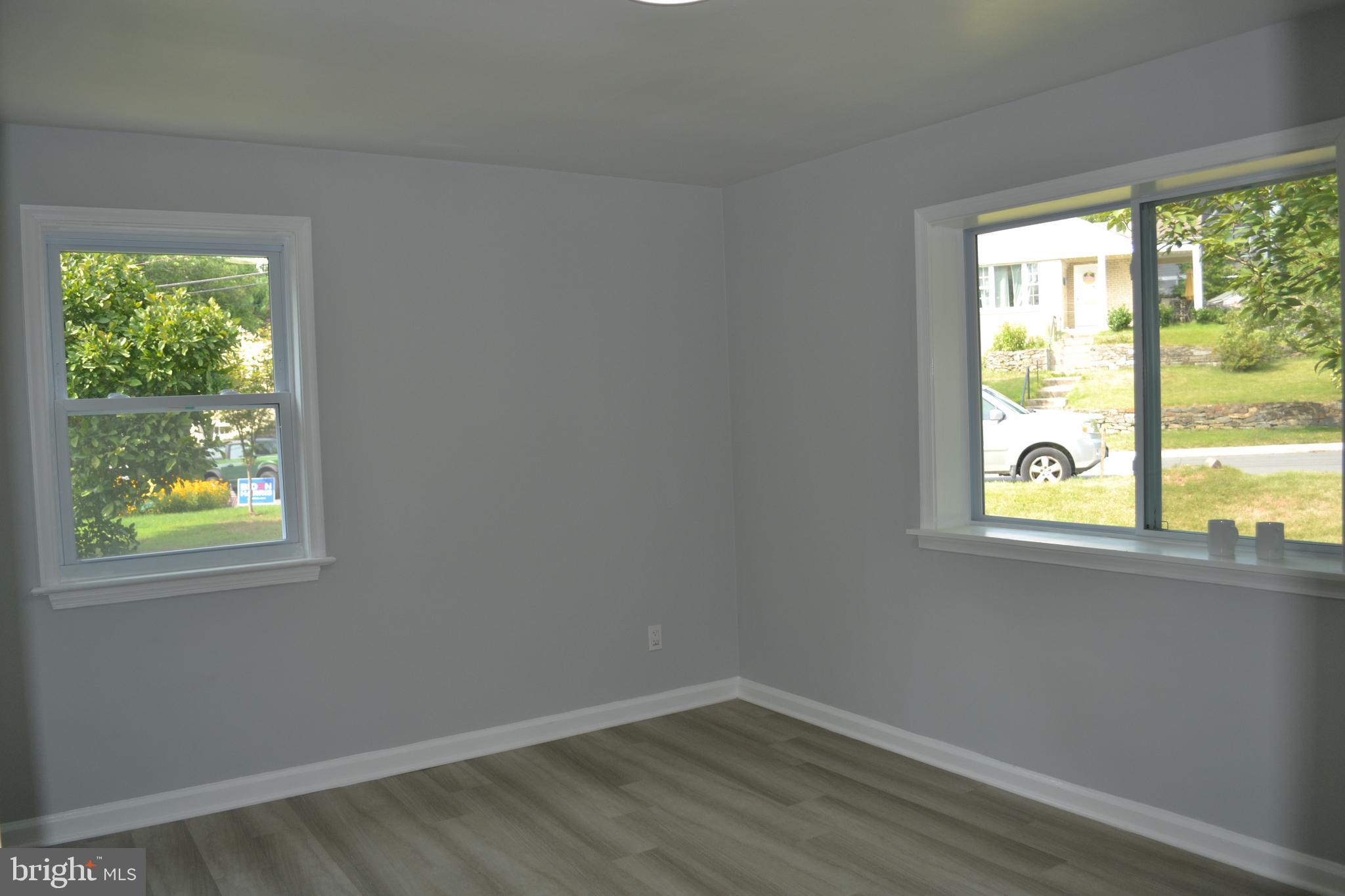 ROCK CREEK FOREST - Residential Lease