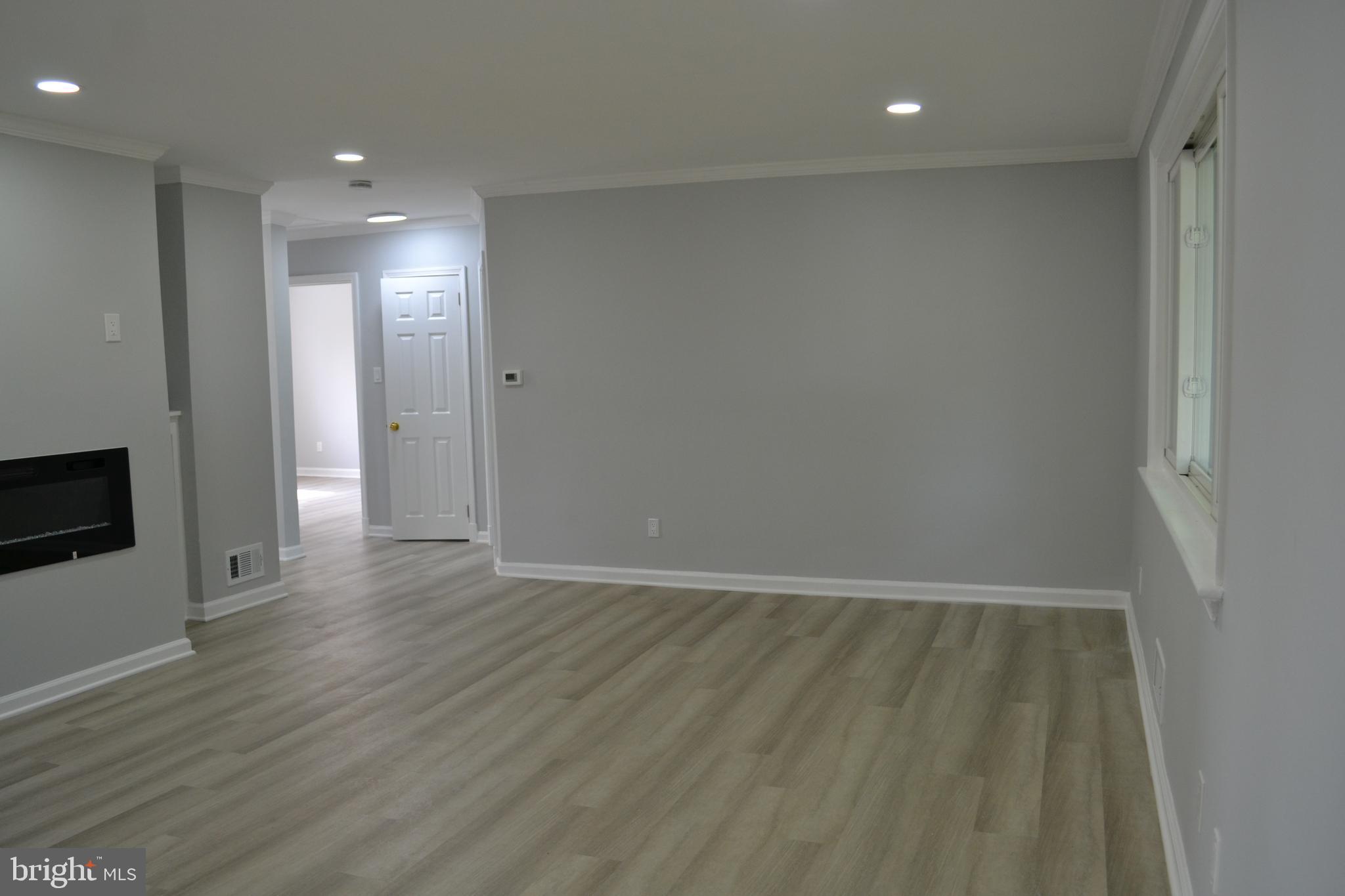 ROCK CREEK FOREST - Residential Lease