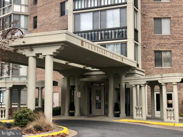 LEISURE WORLD - Residential Lease