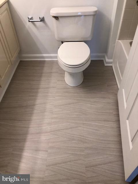 LEISURE WORLD - Residential Lease