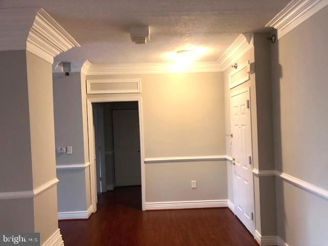 LEISURE WORLD - Residential Lease