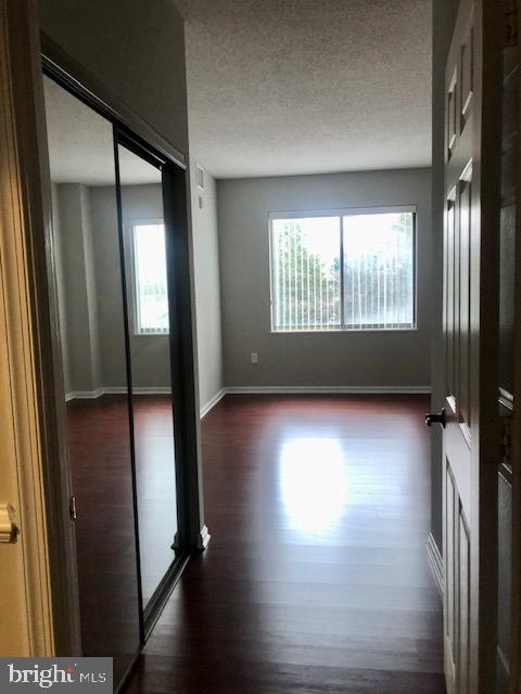 LEISURE WORLD - Residential Lease