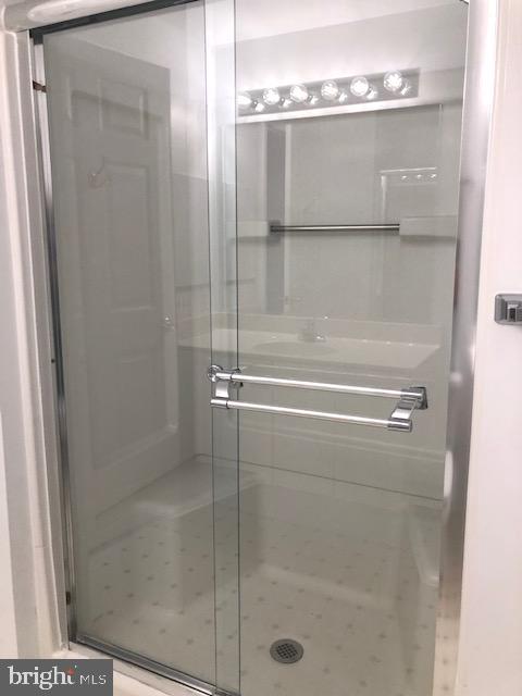 LEISURE WORLD - Residential Lease