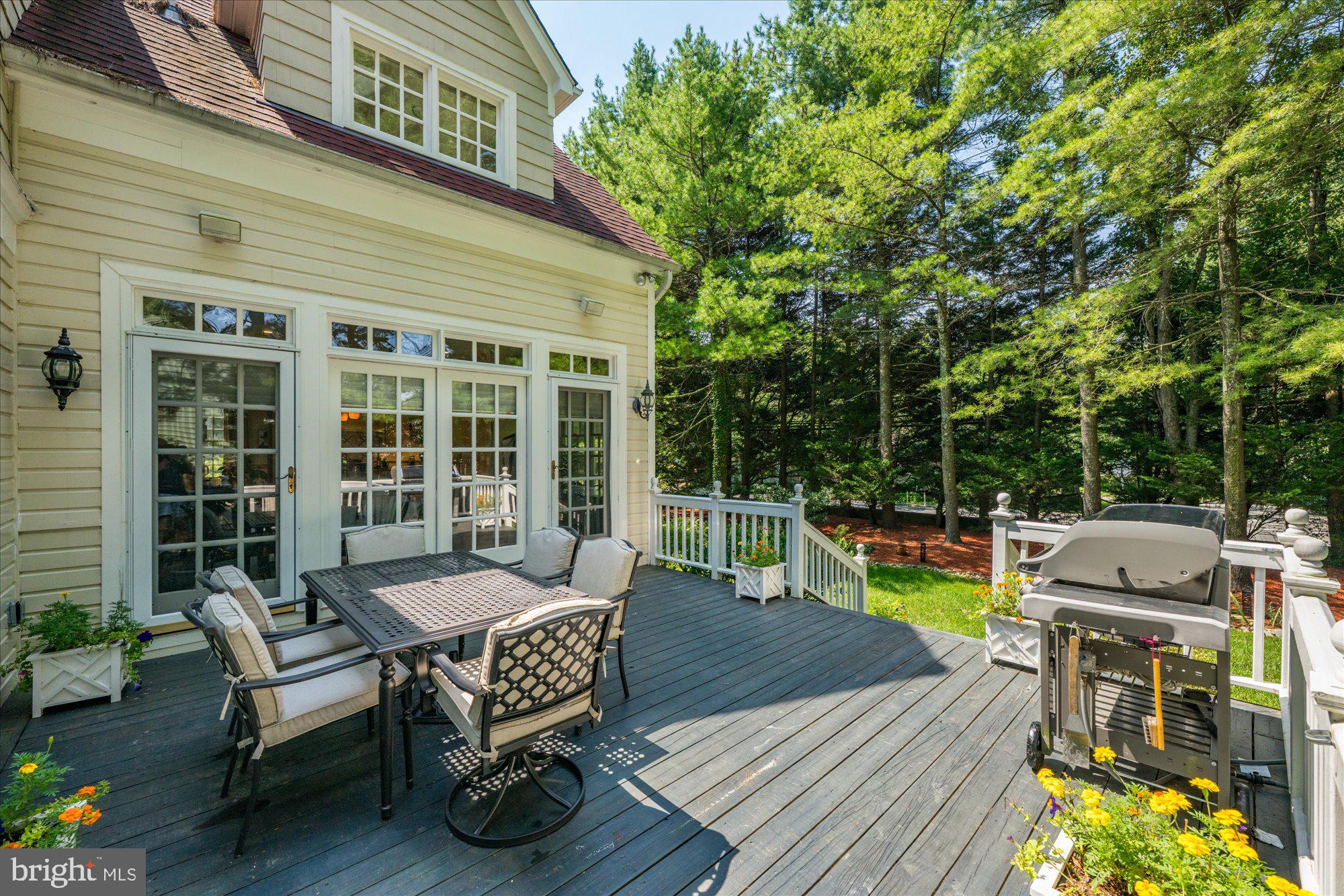 INVERNESS FOREST - Residential