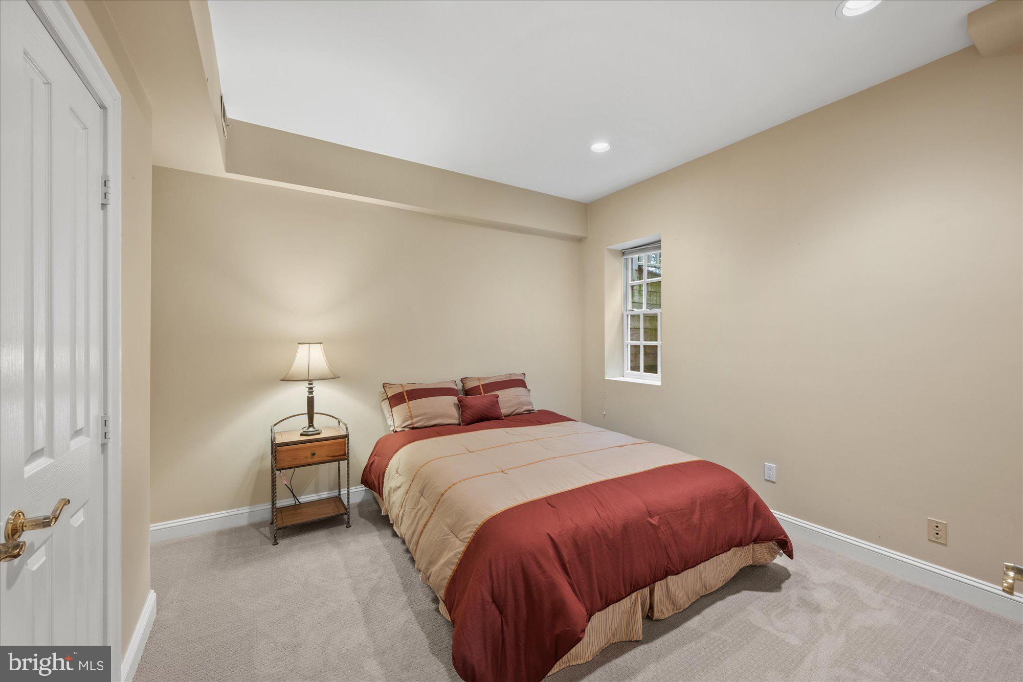 INVERNESS FOREST - Residential