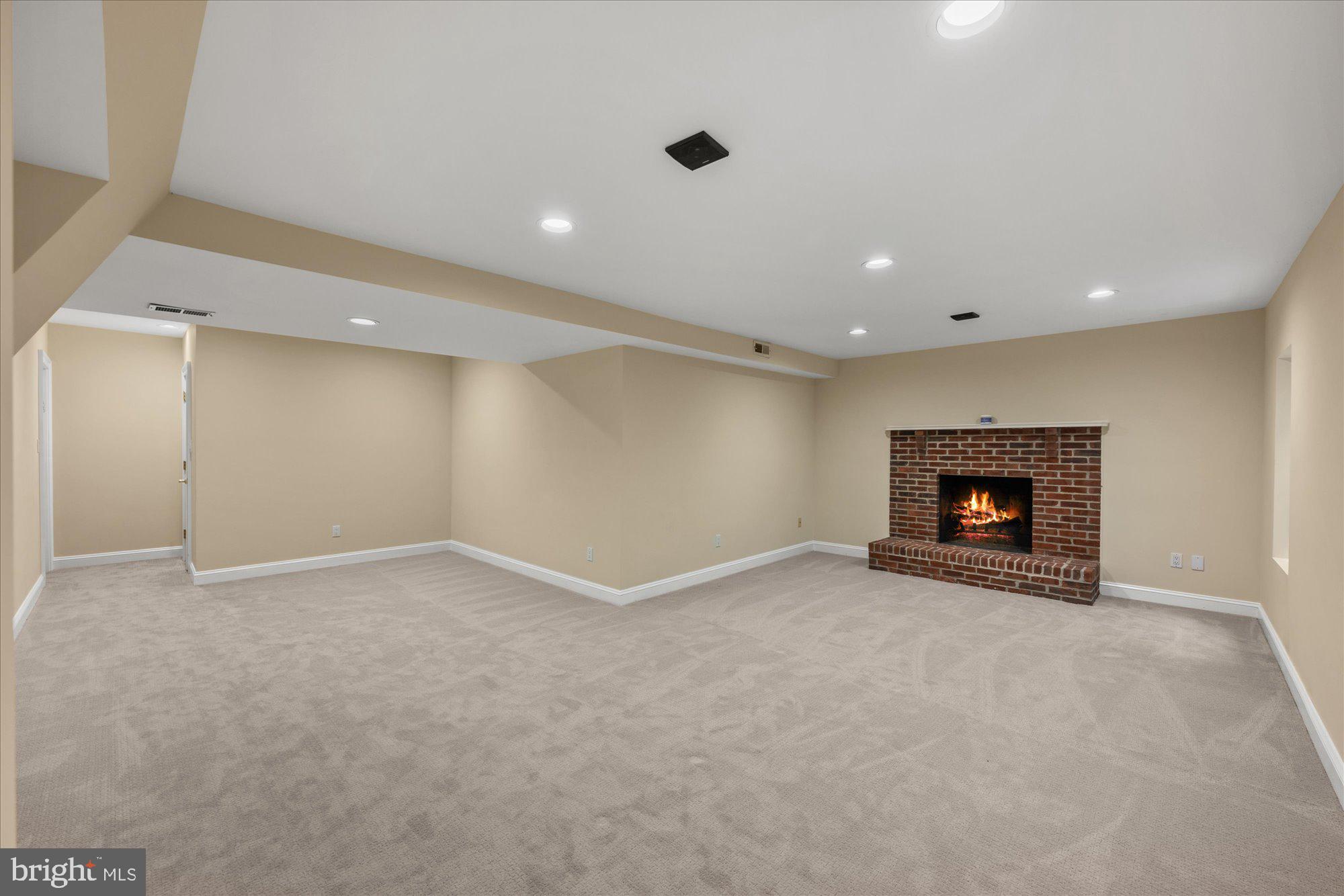 INVERNESS FOREST - Residential