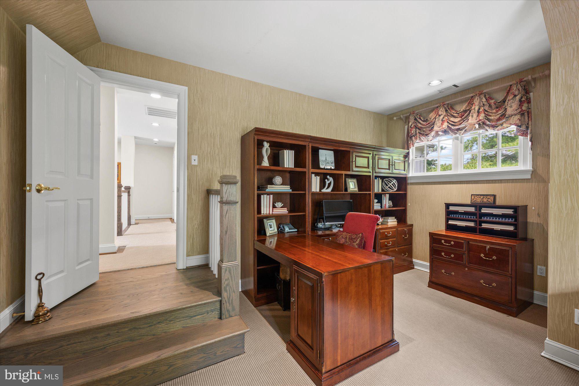 INVERNESS FOREST - Residential