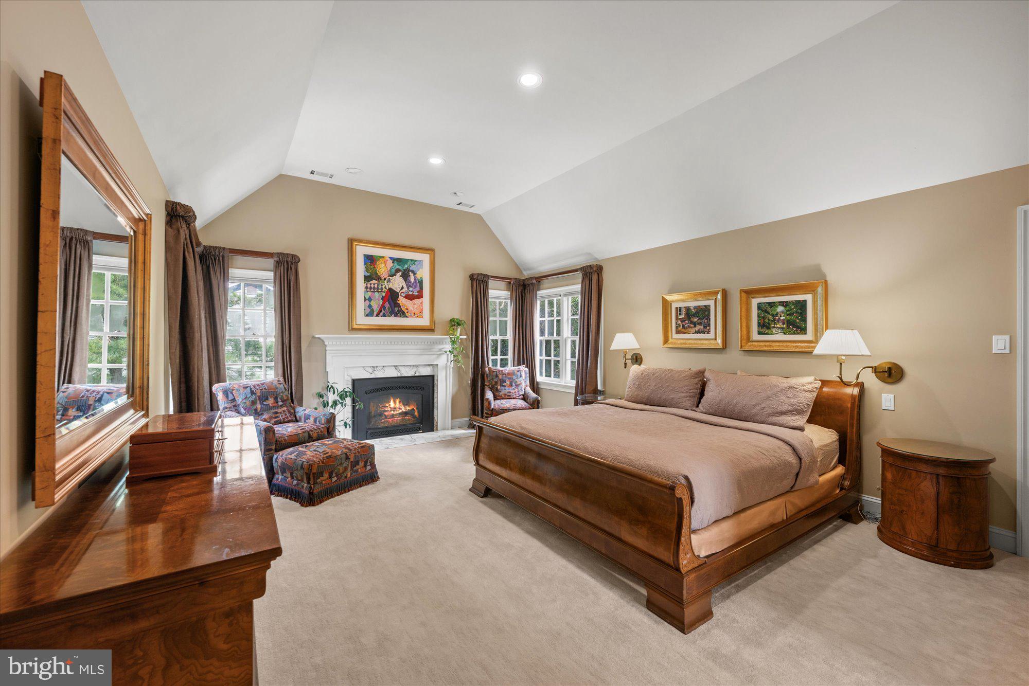 INVERNESS FOREST - Residential