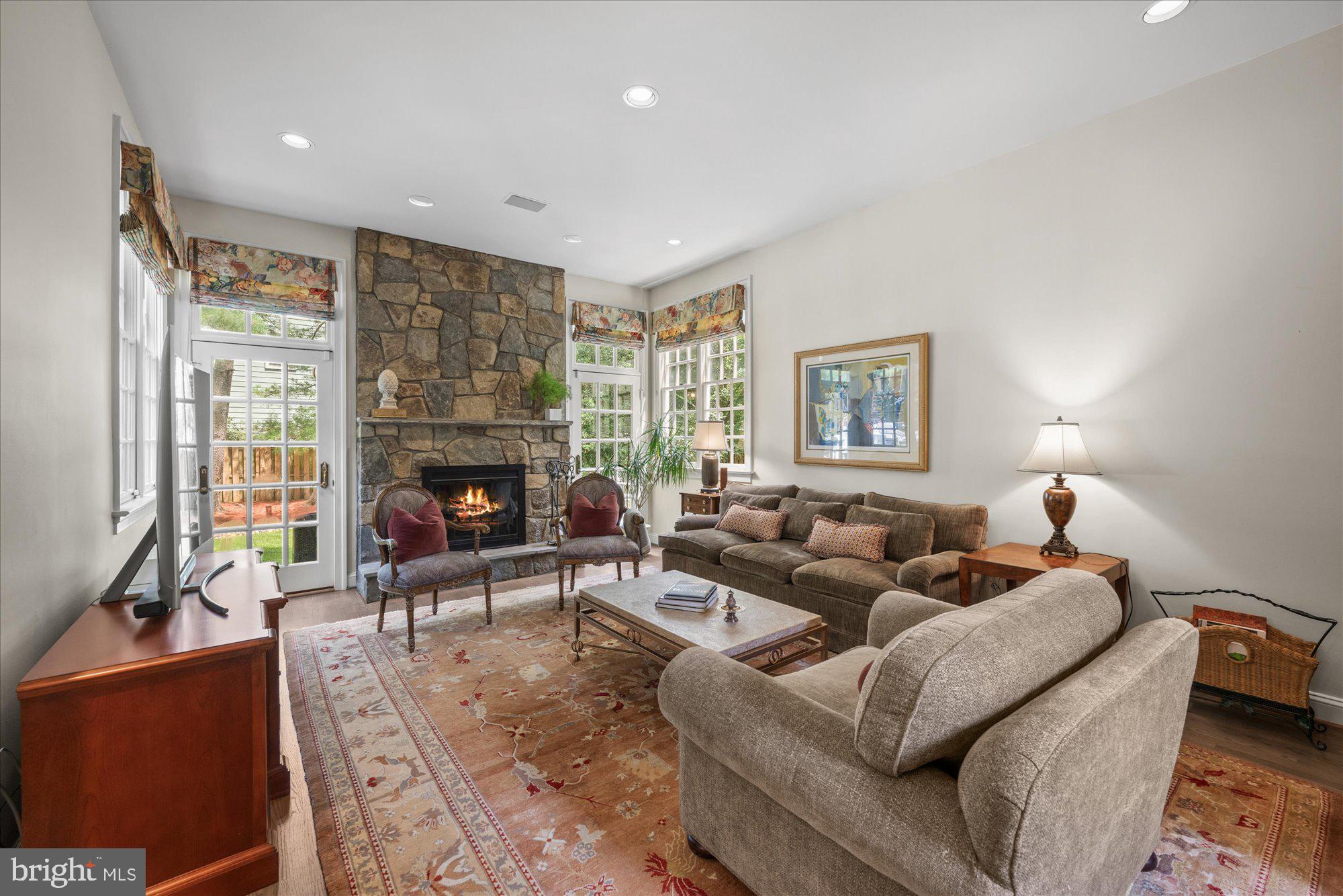 INVERNESS FOREST - Residential