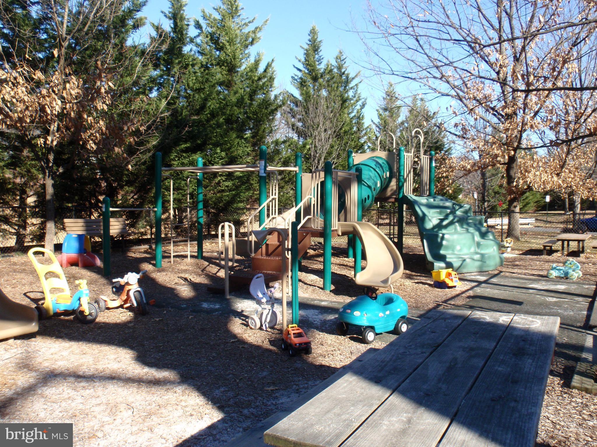 CLARENFORD - Residential Lease