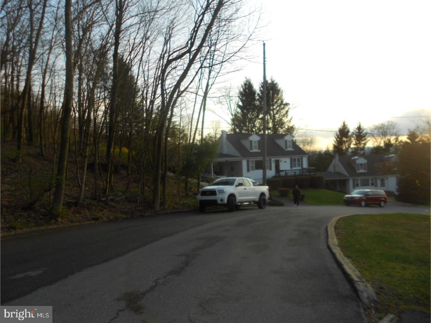 YORKVILLE - Residential