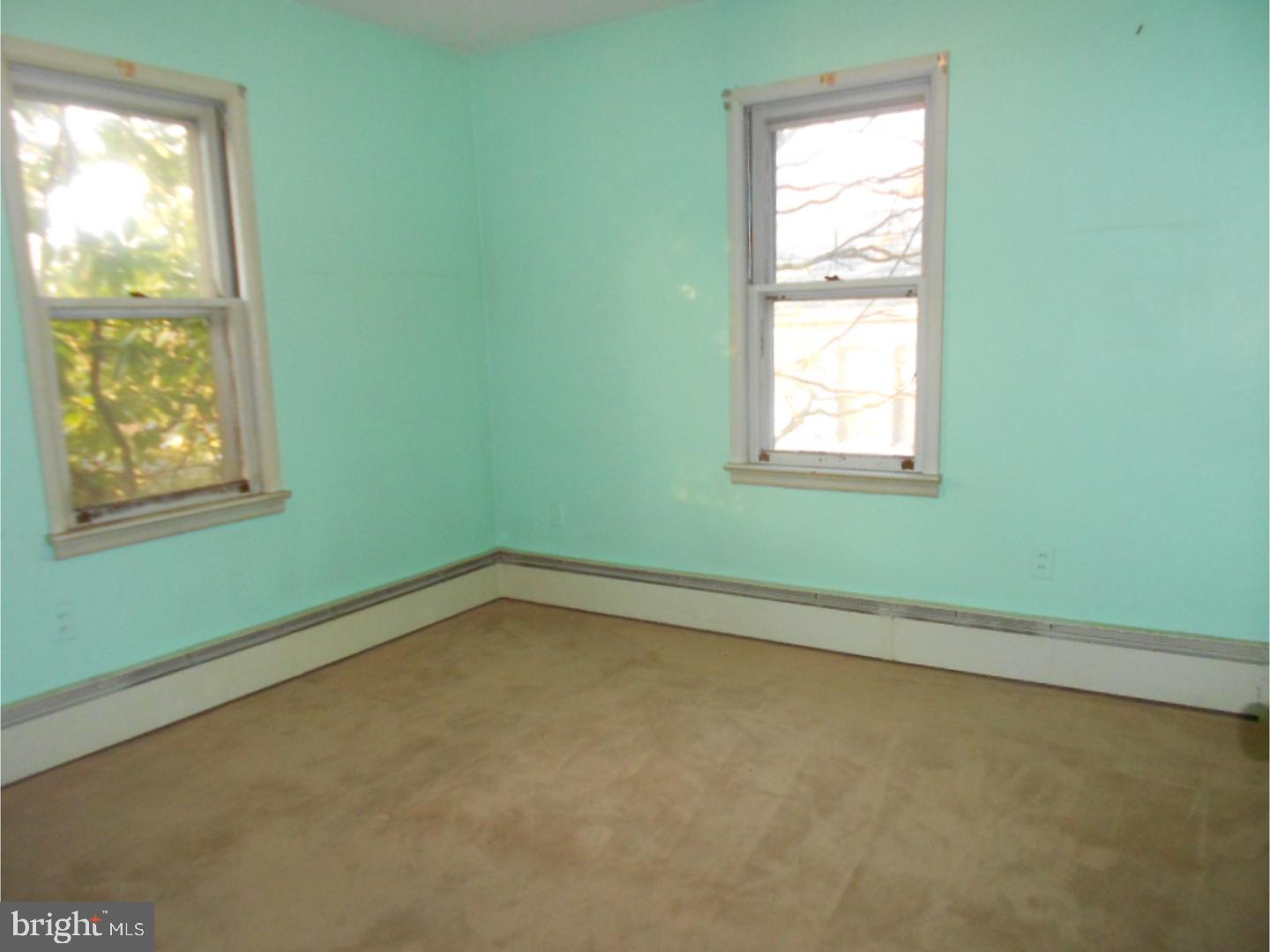 YORKVILLE - Residential