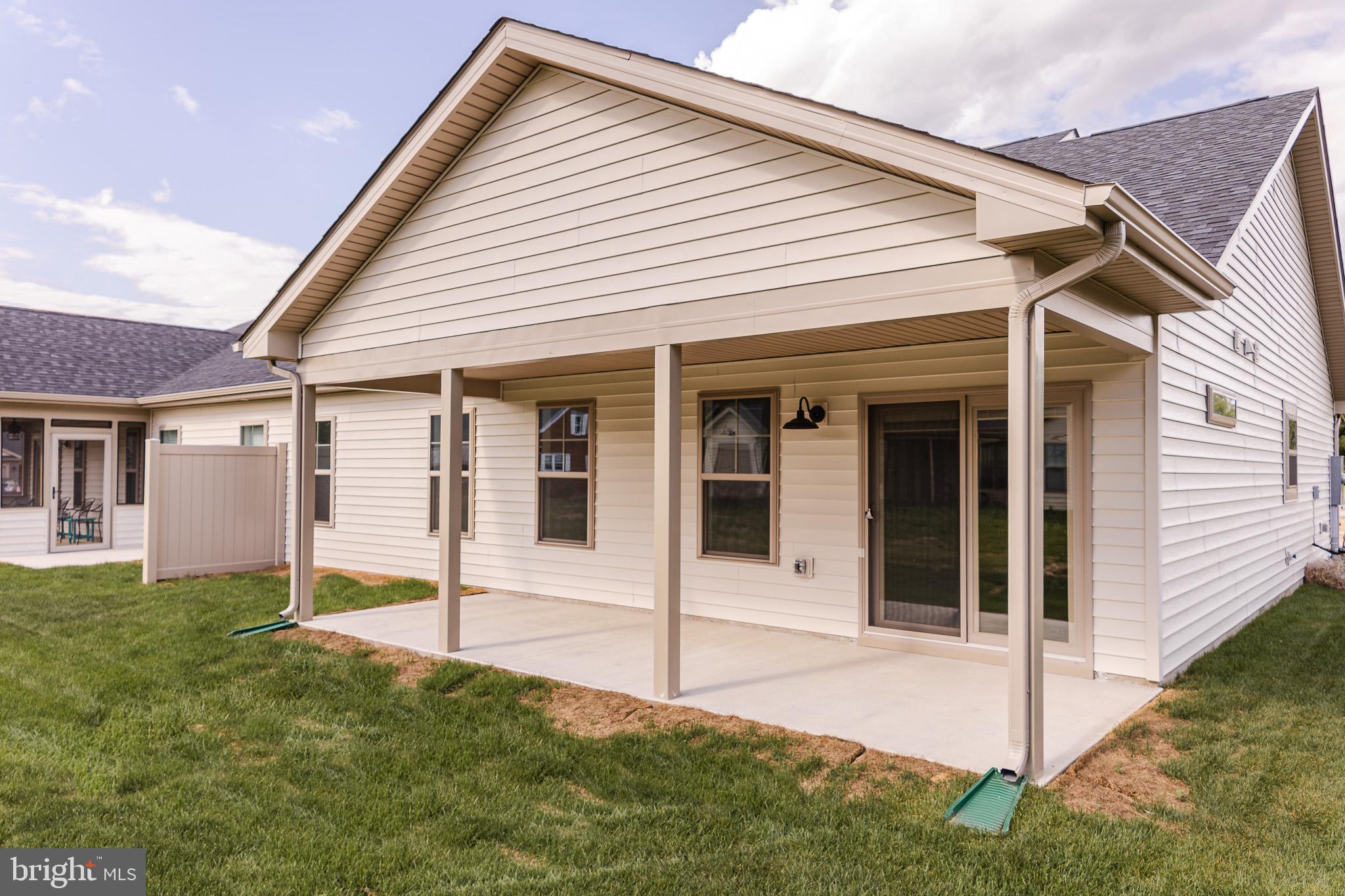 THE VILLAS AT WARM SPRINGS - Residential