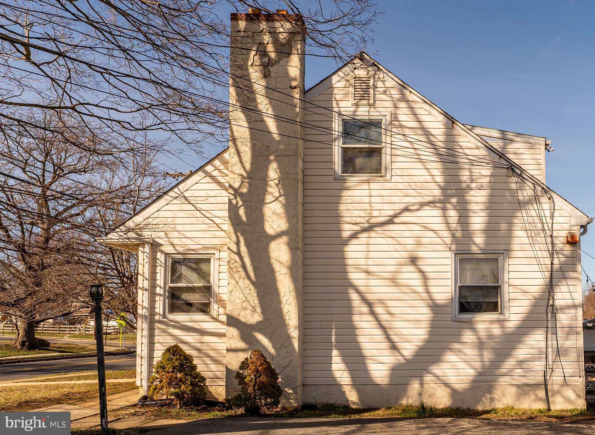 2715 W DUTTON MILL ROAD