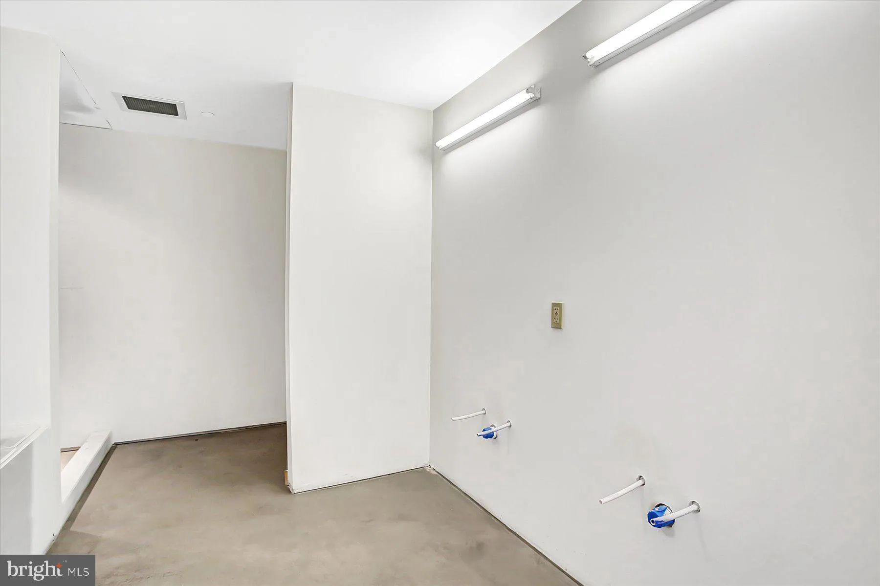 Harrisburg, Pennsylvania 17102, United States, 3 Bedrooms Bedrooms, ,3 BathroomsBathrooms,Residential,Active,170194