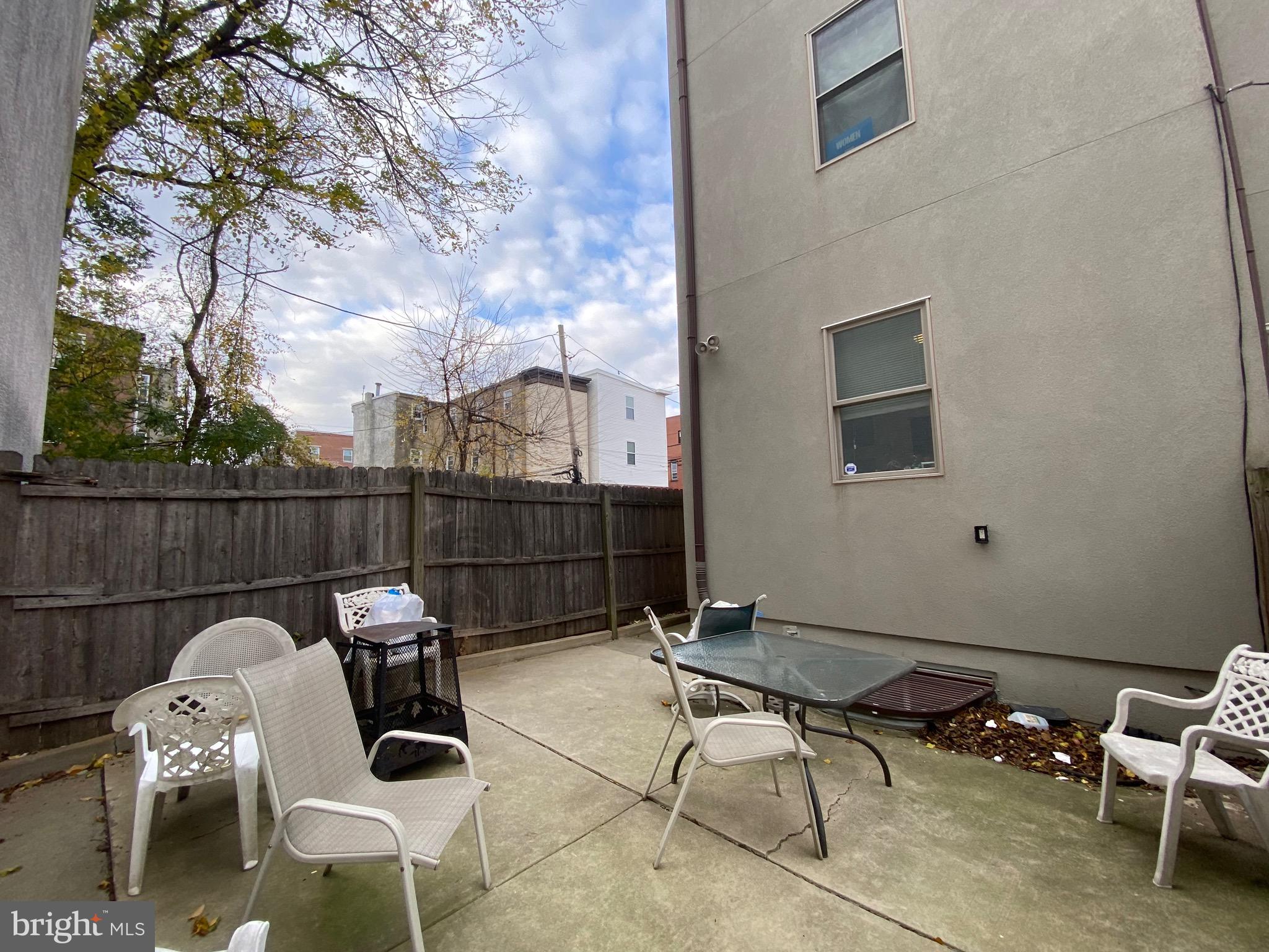 TEMPLE UNIVERSITY - Residential Lease