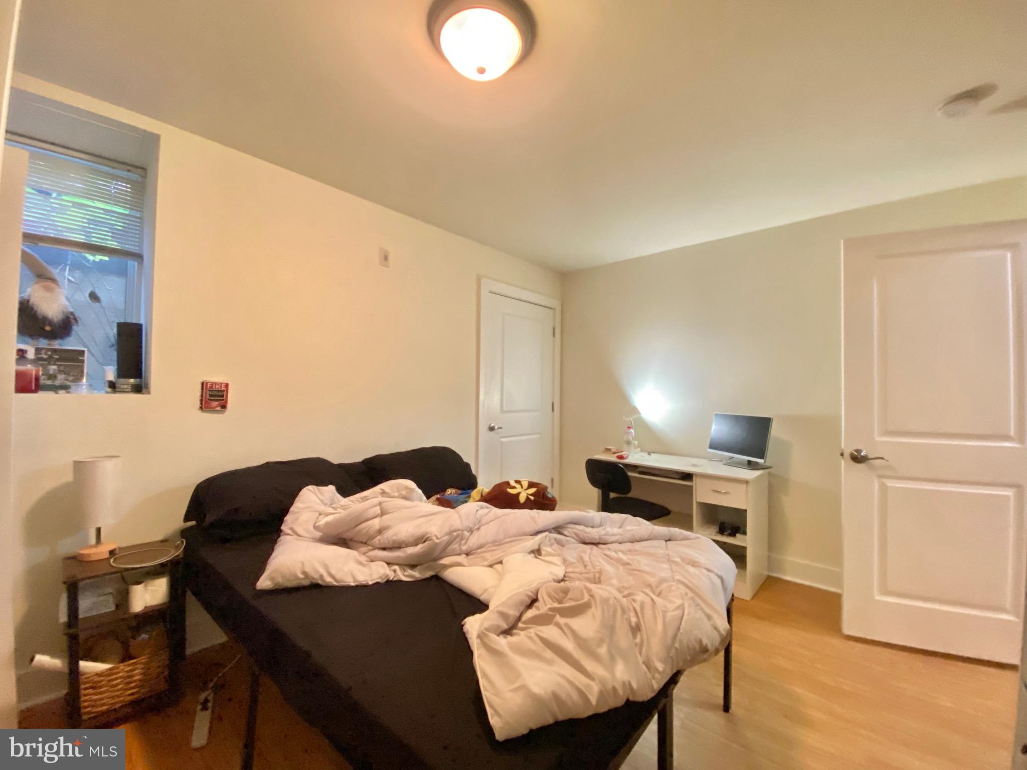 TEMPLE UNIVERSITY - Residential Lease