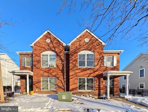 1811 S 32ND STREET PHILADELPHIA PA 19145