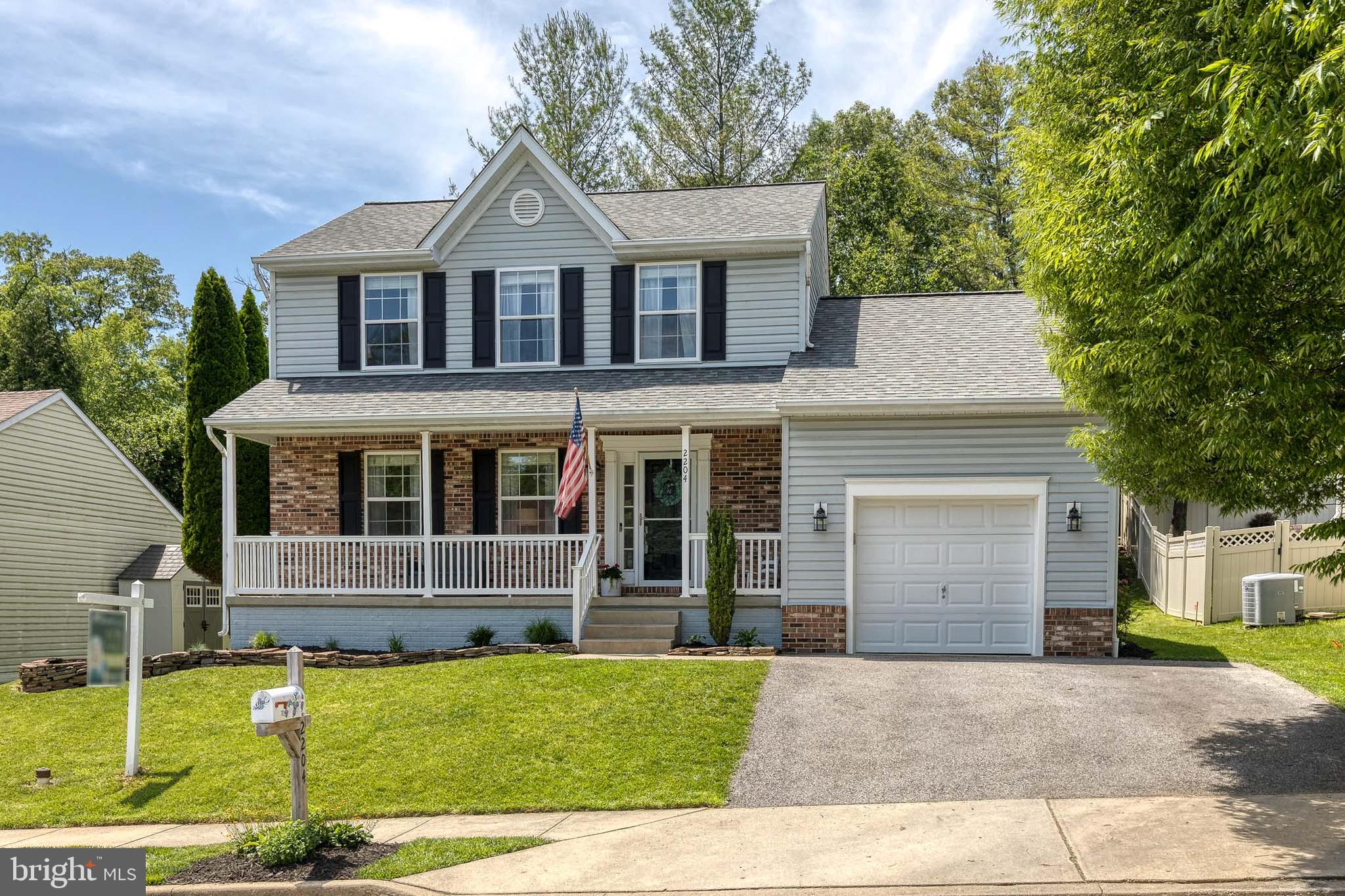 2204 TALL PINES COURT