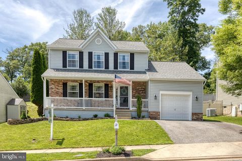 2204 TALL PINES COURT CATONSVILLE MD 21228