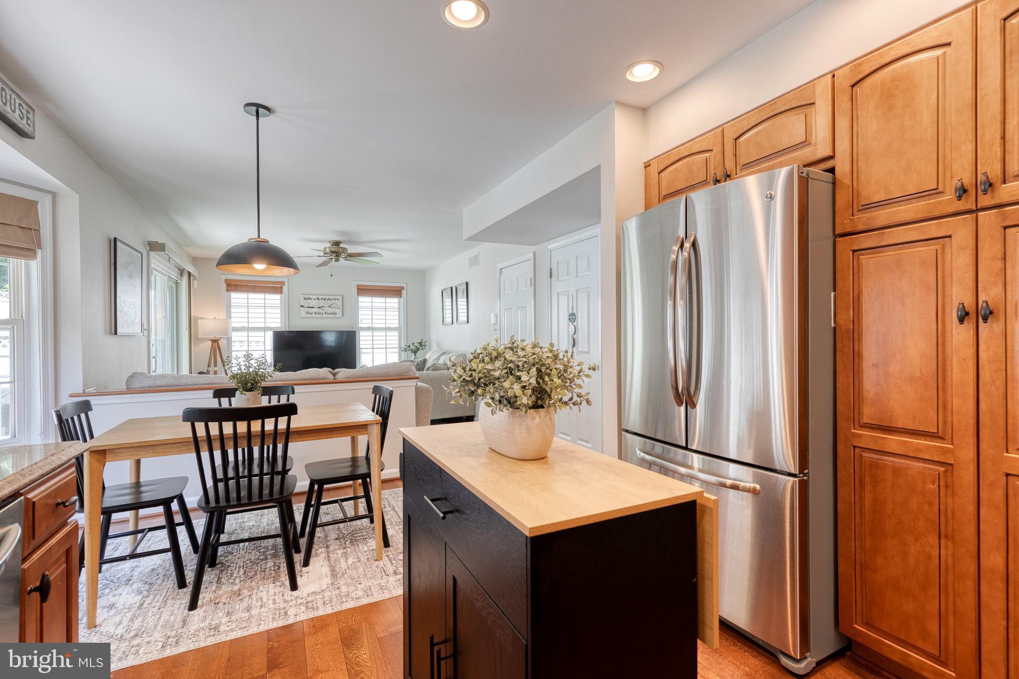 ROCKWELL ESTATES - Residential