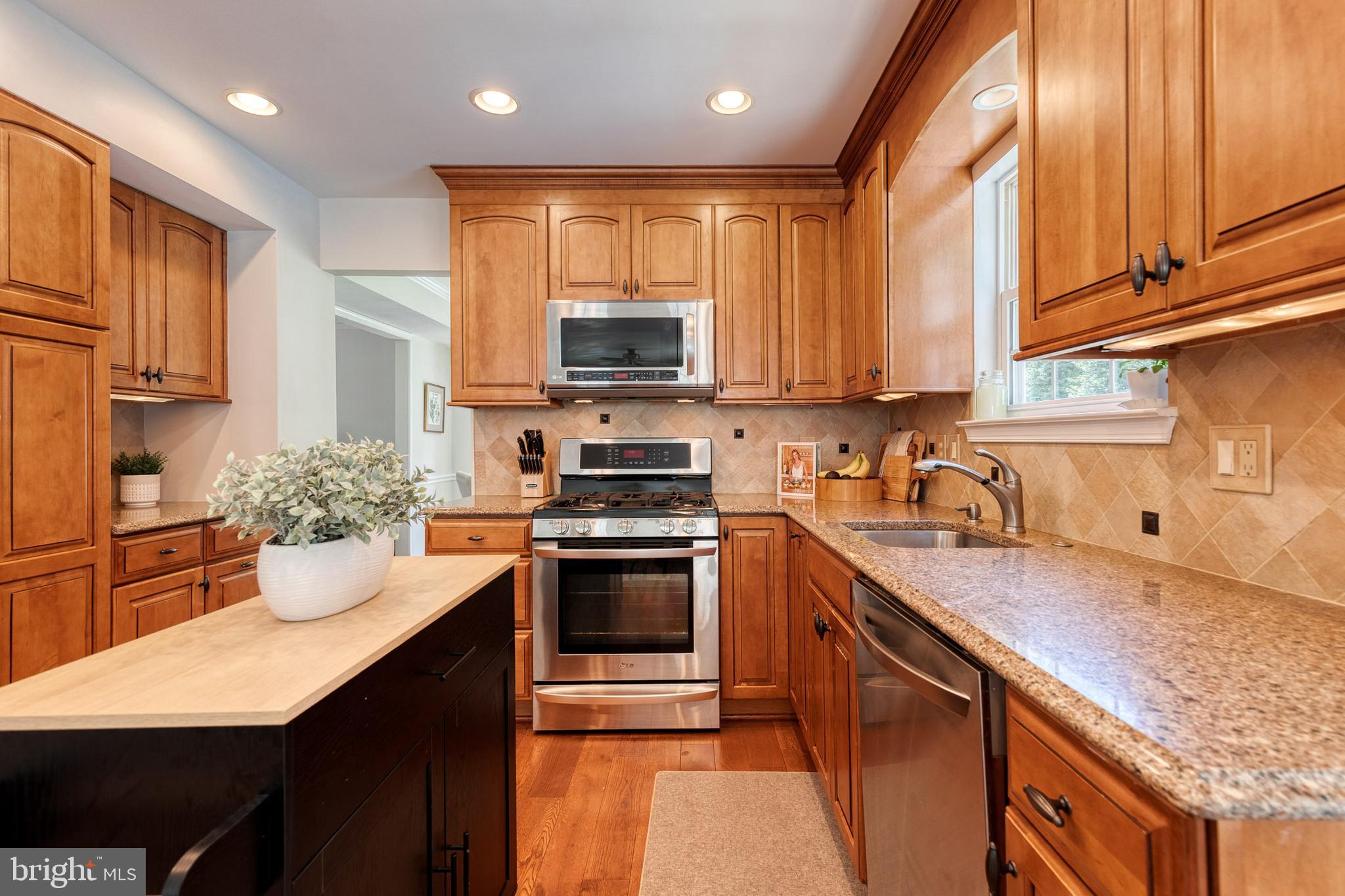 ROCKWELL ESTATES - Residential