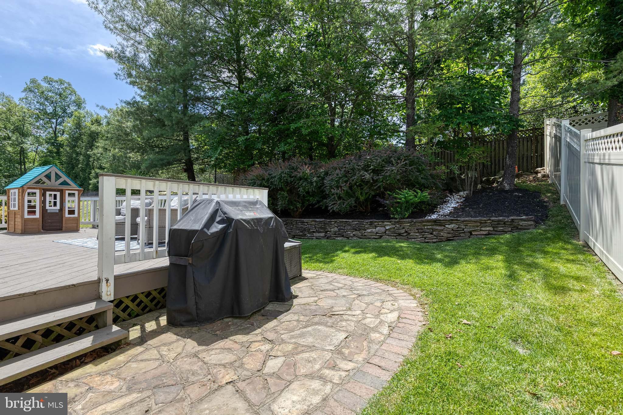 ROCKWELL ESTATES - Residential