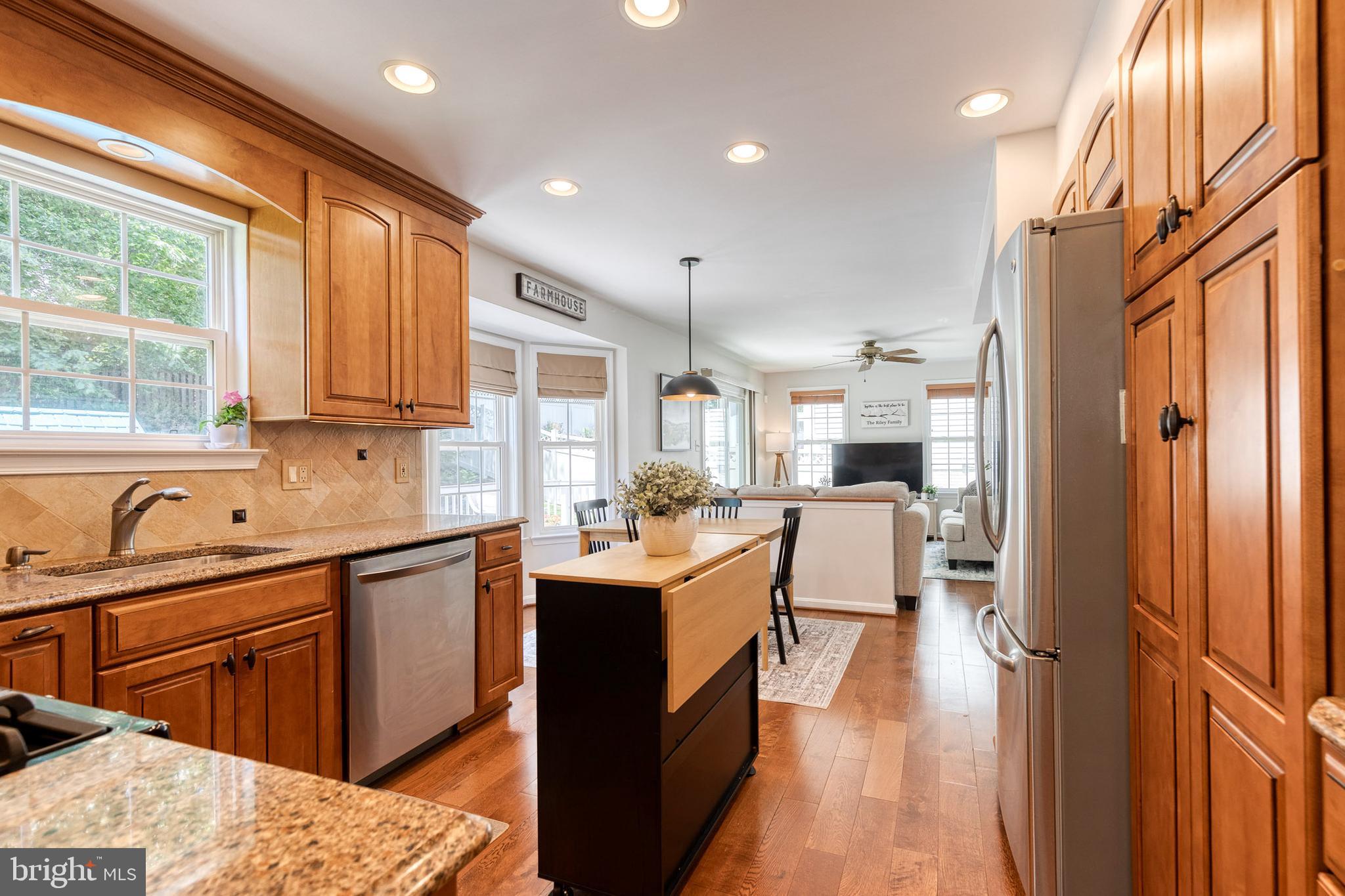 ROCKWELL ESTATES - Residential