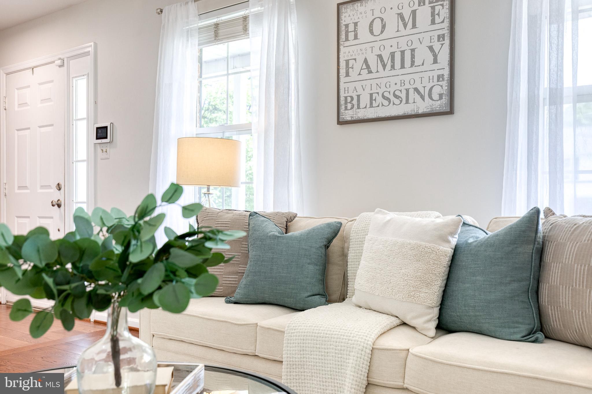 ROCKWELL ESTATES - Residential