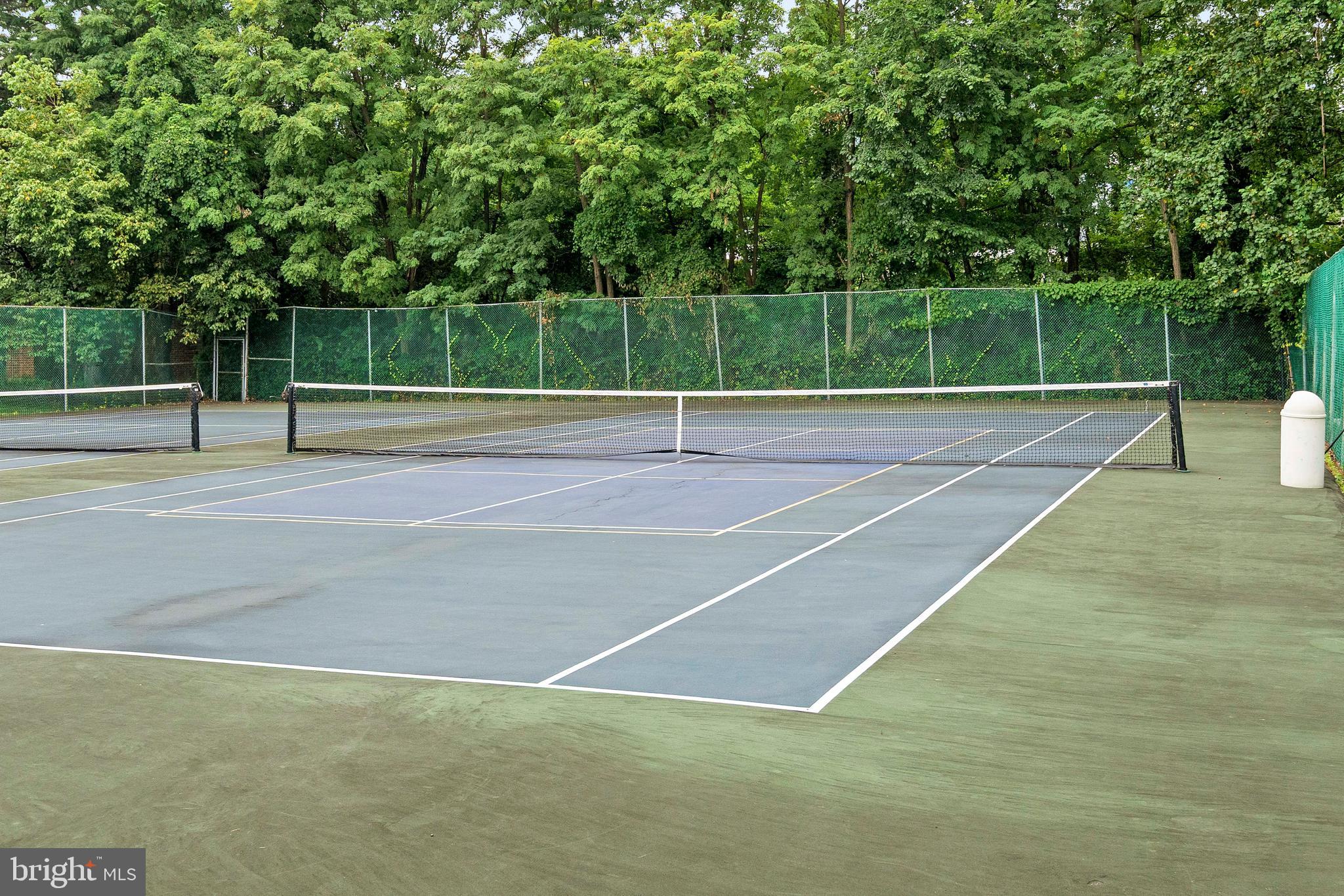 THE COLONIES - Residential