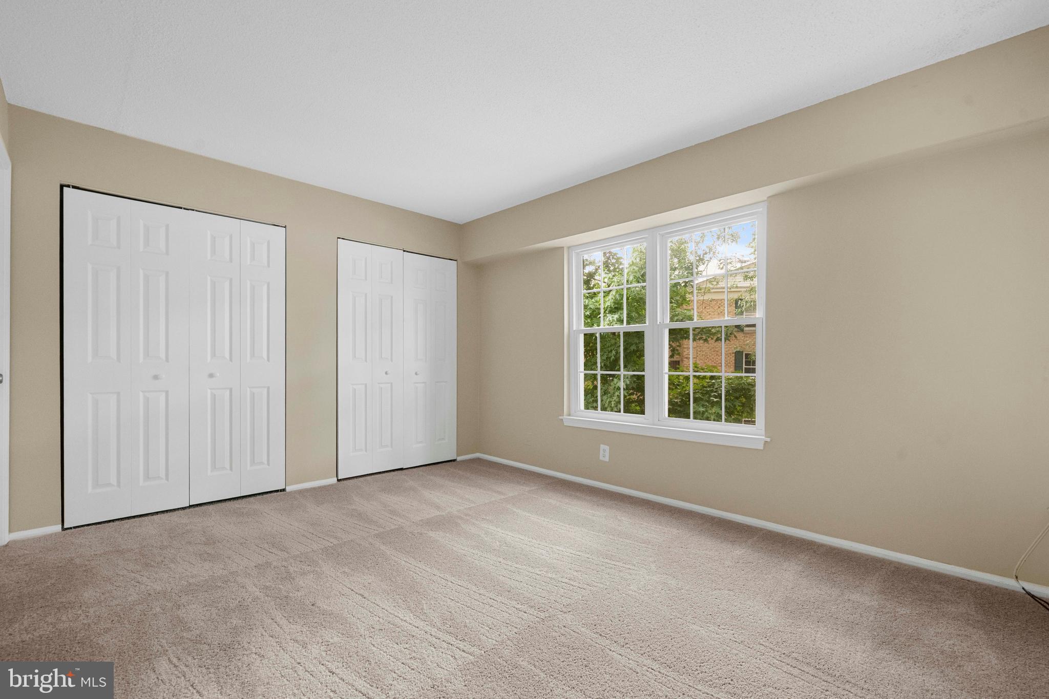 THE COLONIES - Residential